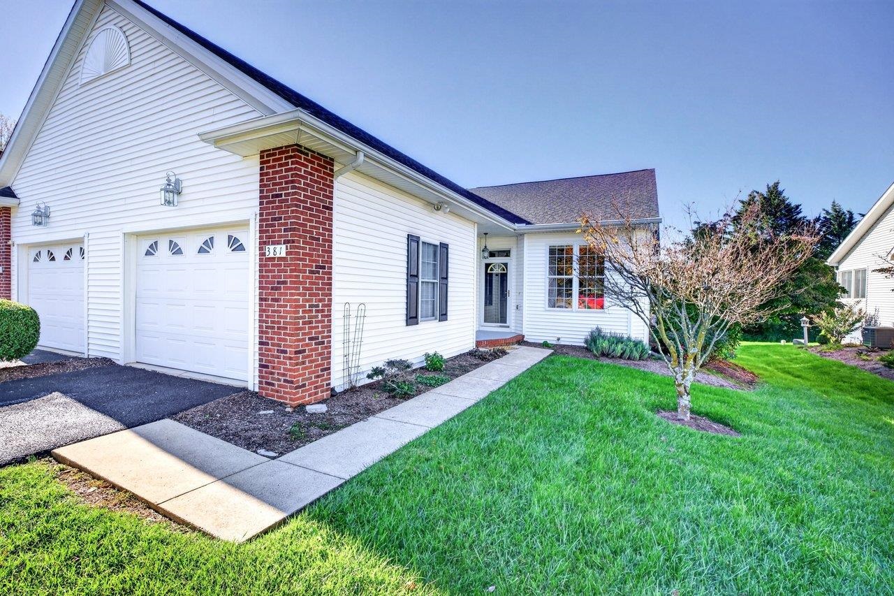 381 SPRING OAKS DR