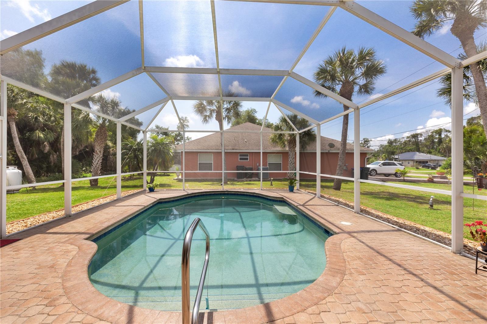 6008 N CRANBERRY BLVD
