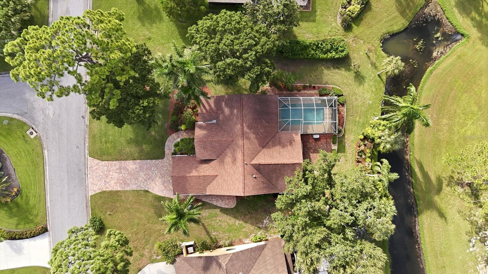 5210 INVERNESS DR