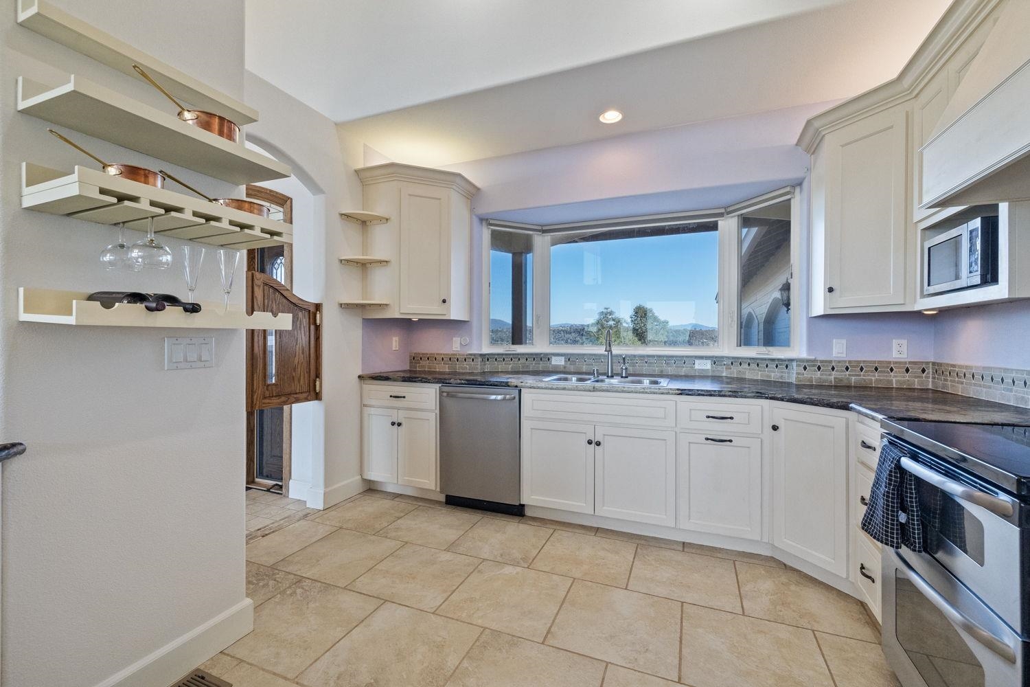 8417 French Flat