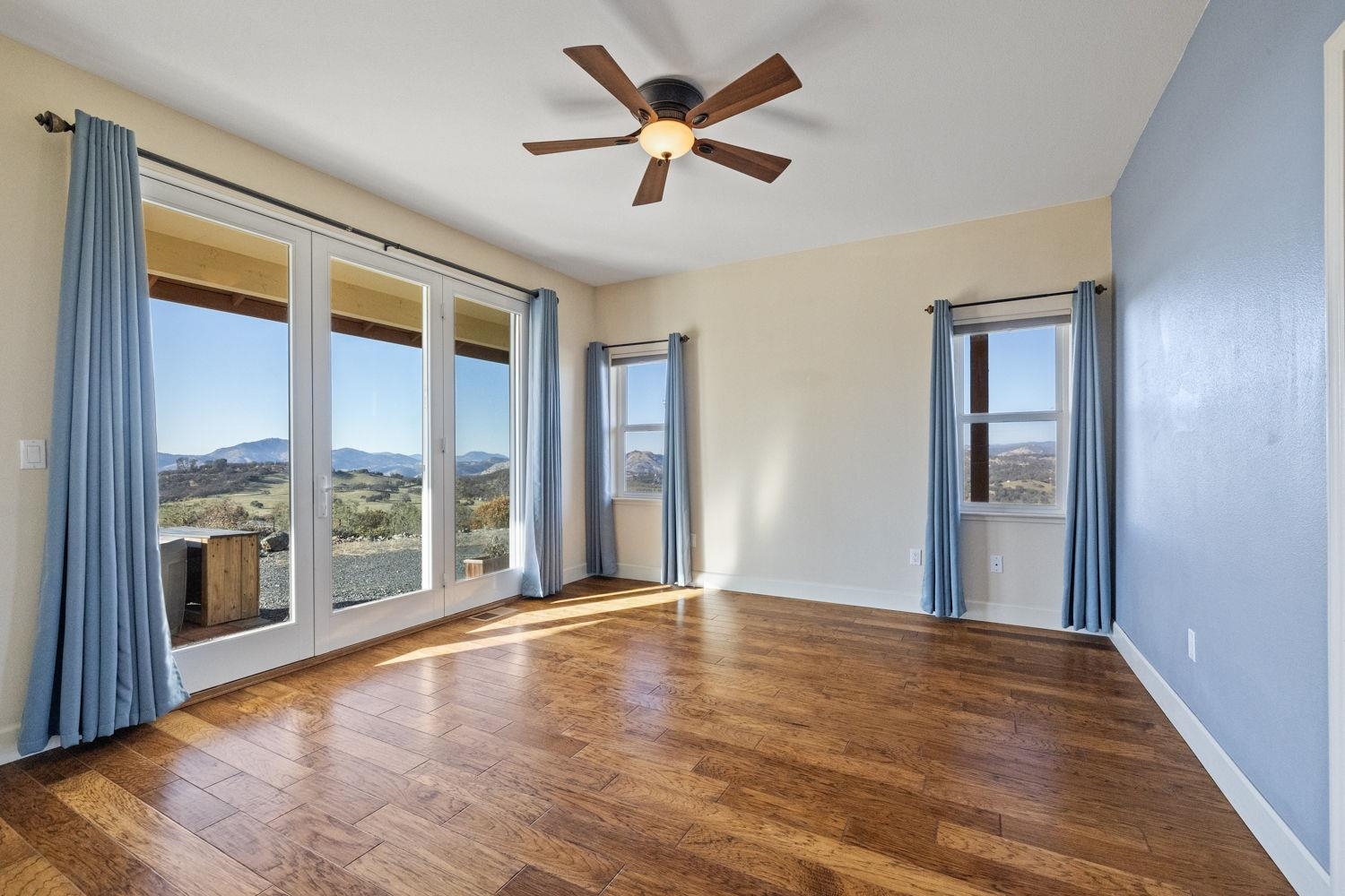 8417 French Flat