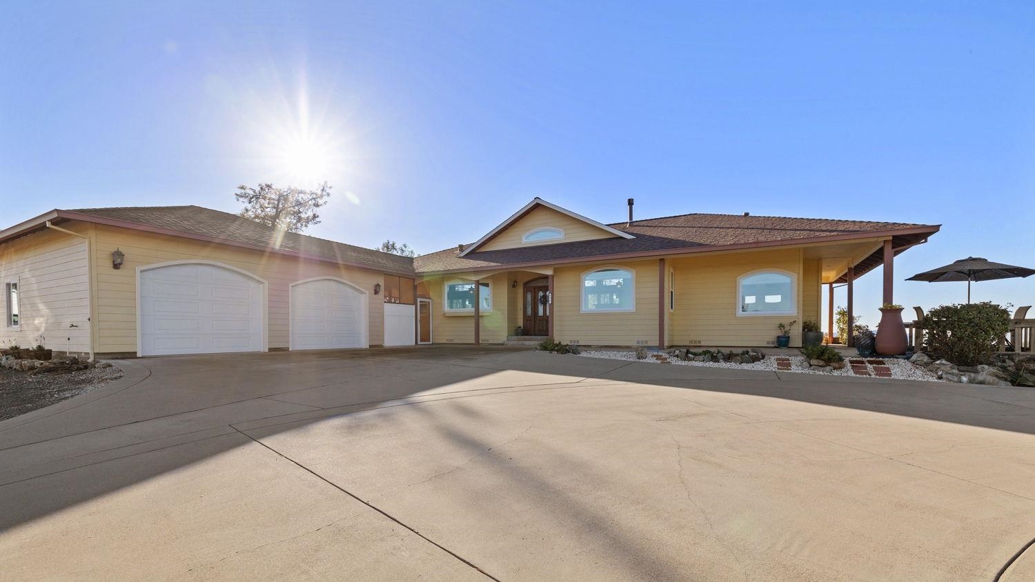8417 French Flat