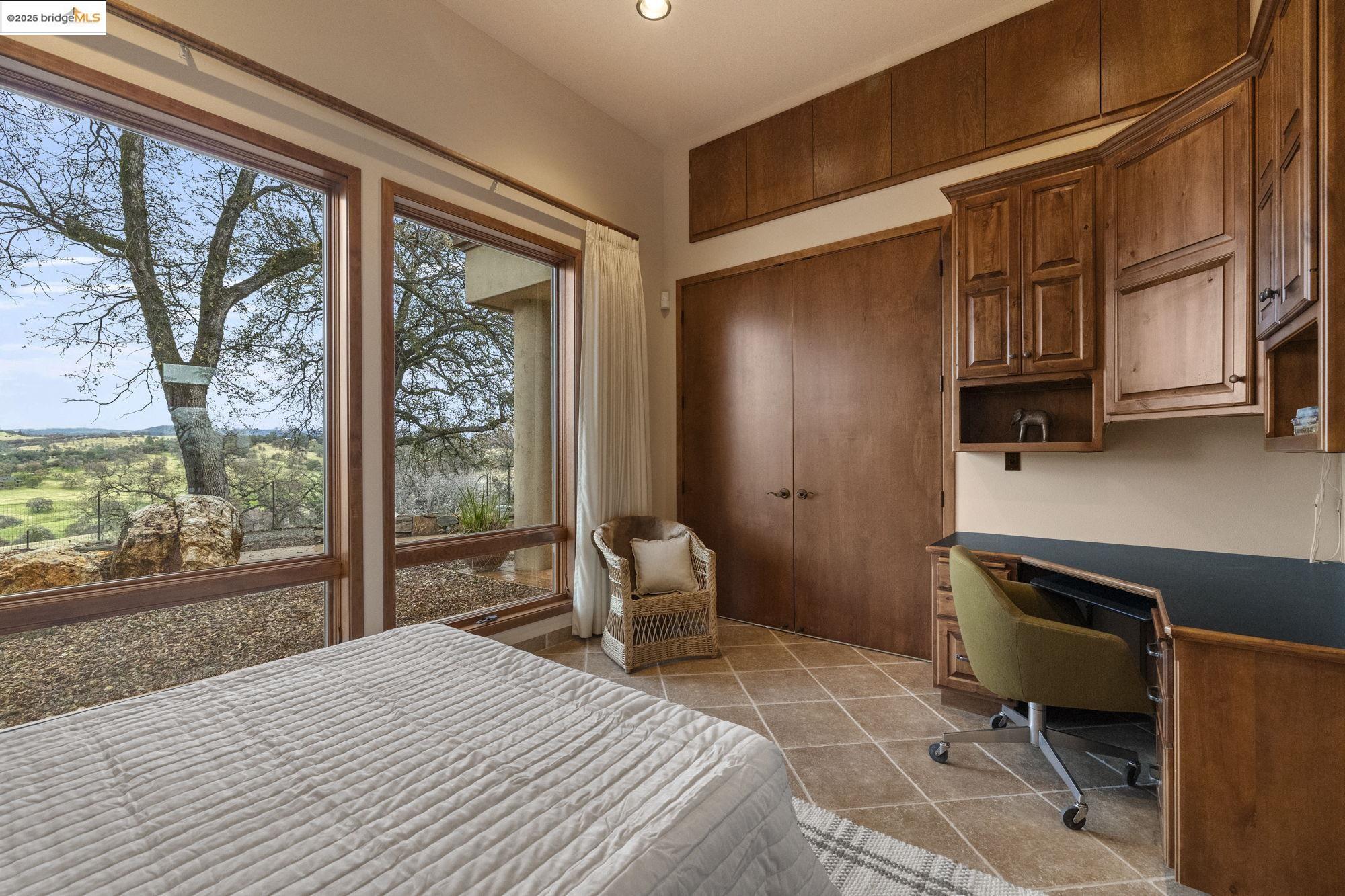 25775 Powell Ranch Rd