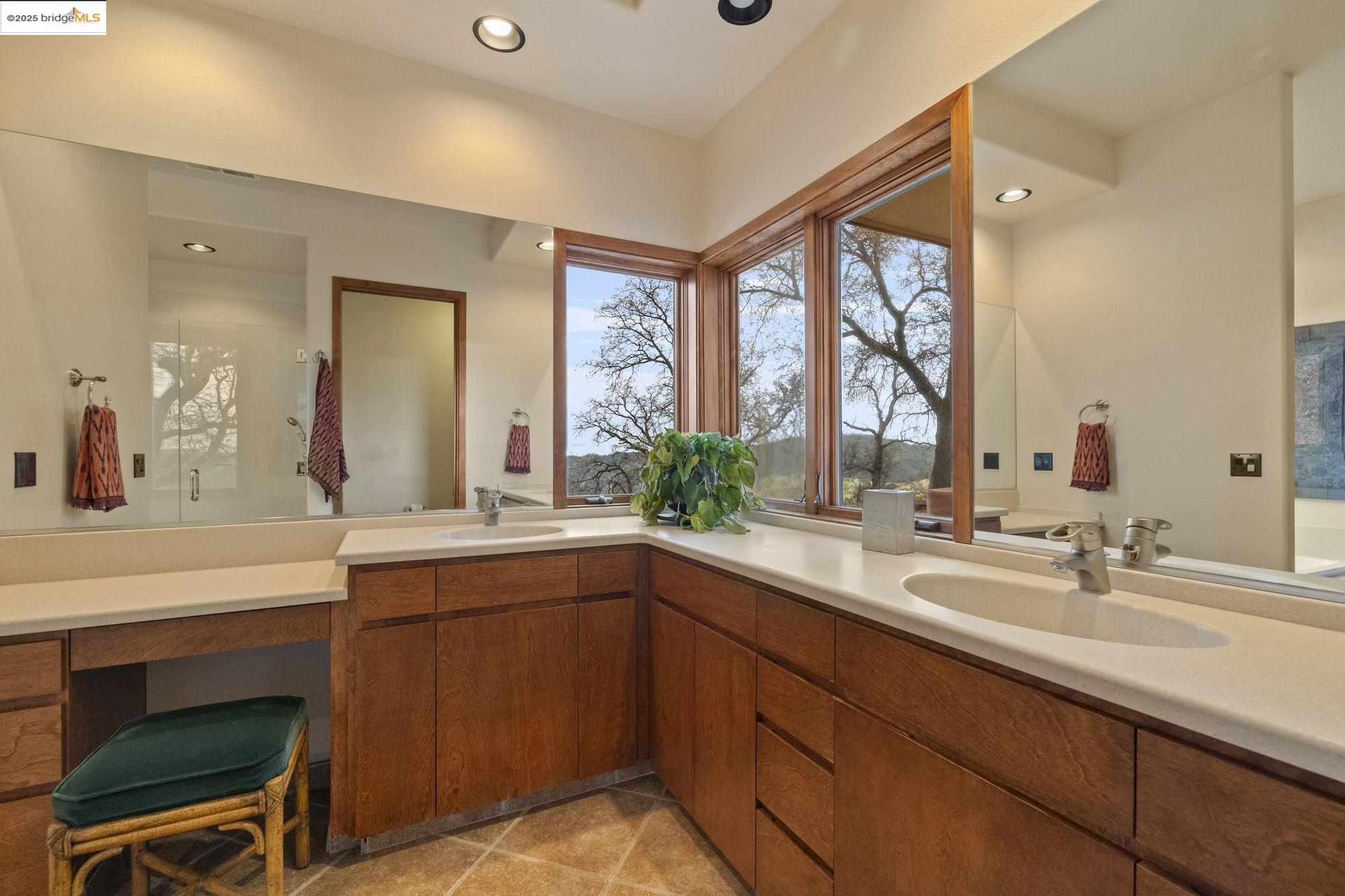 25775 Powell Ranch Rd