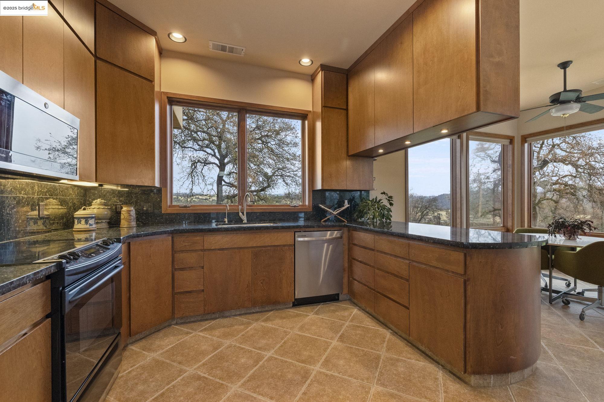 25775 Powell Ranch Rd