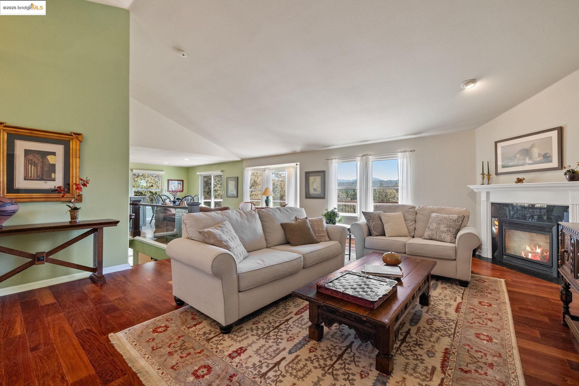 20565 Upper Hillview Dr