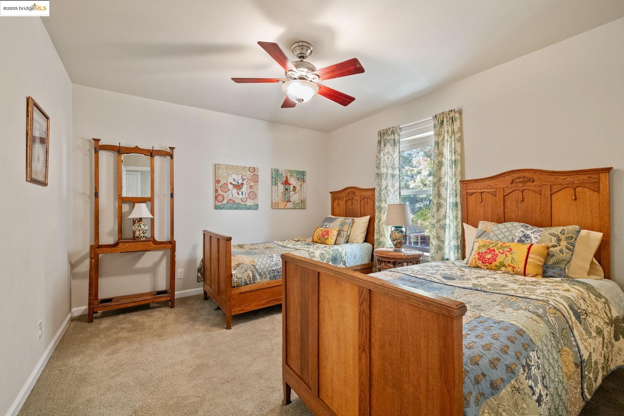 20565 Upper Hillview Dr