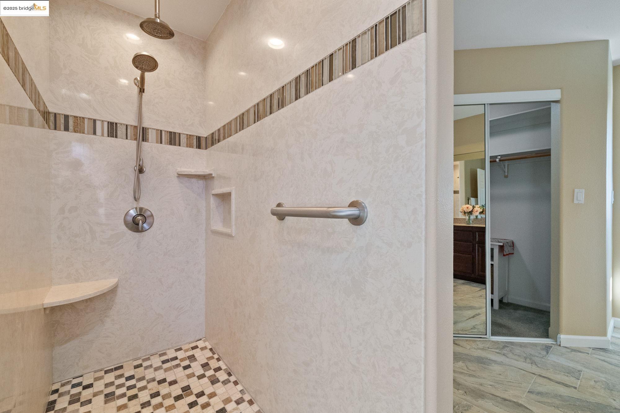 20565 Upper Hillview Dr