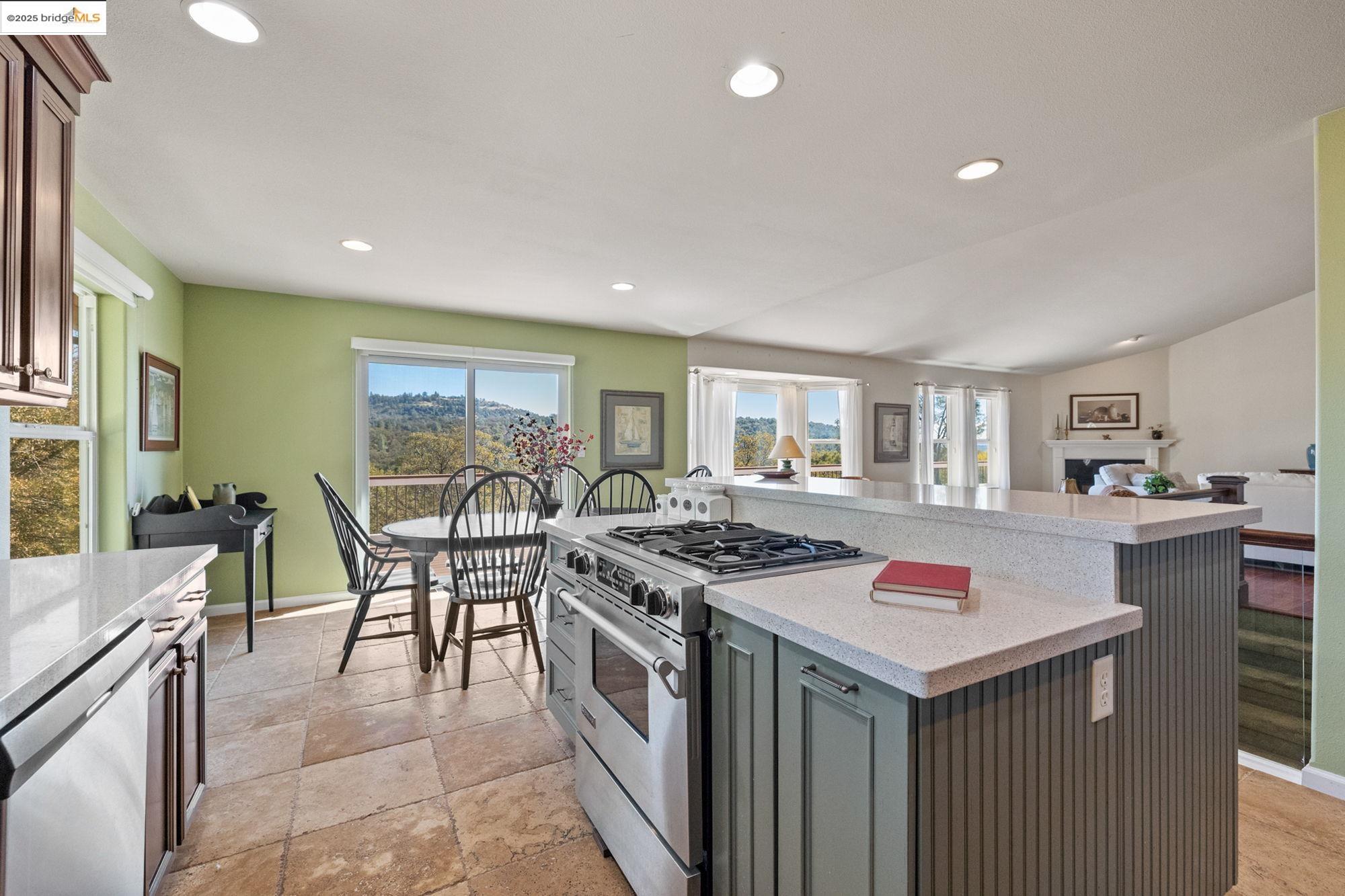 20565 Upper Hillview Dr