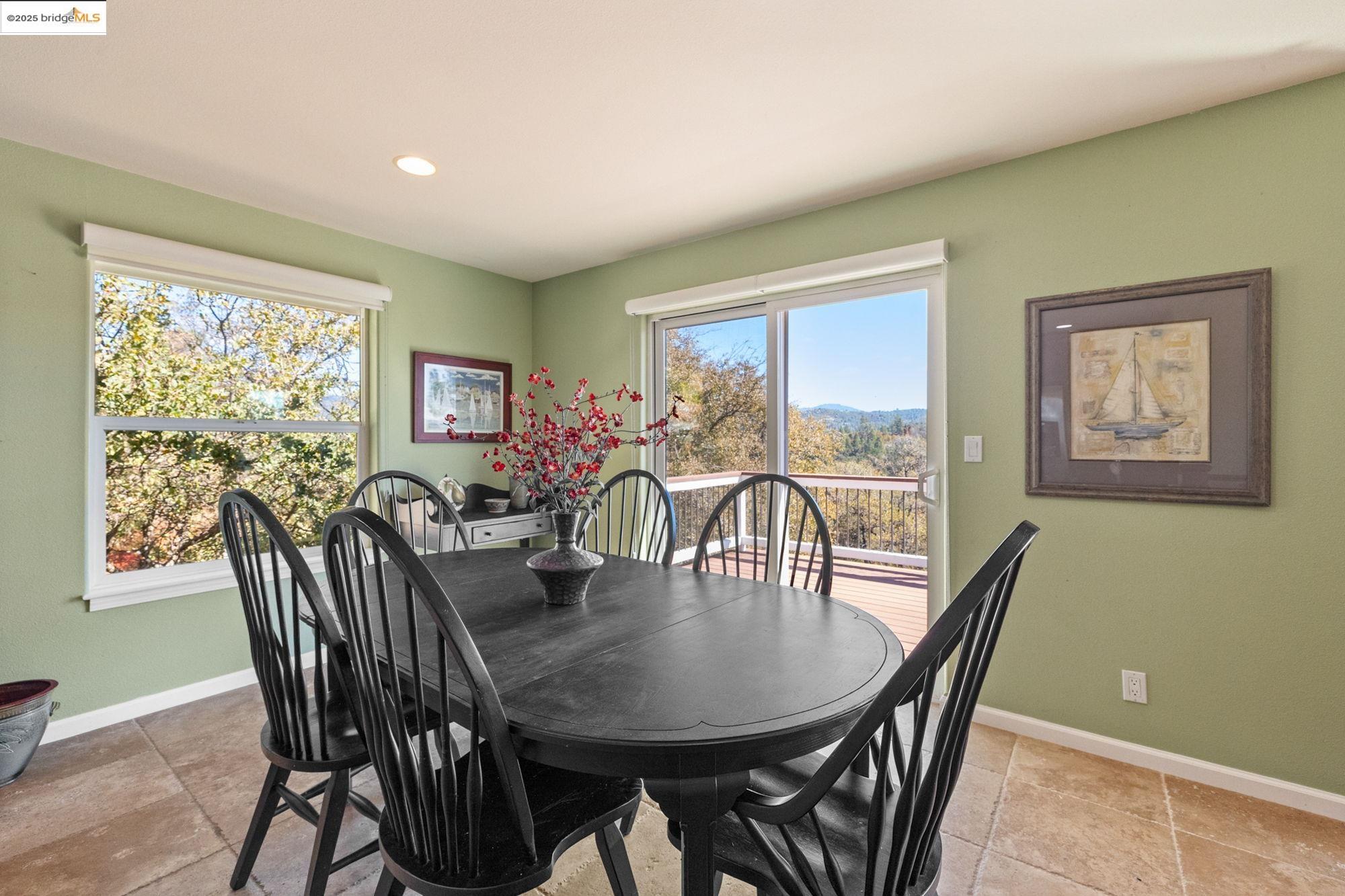 20565 Upper Hillview Dr