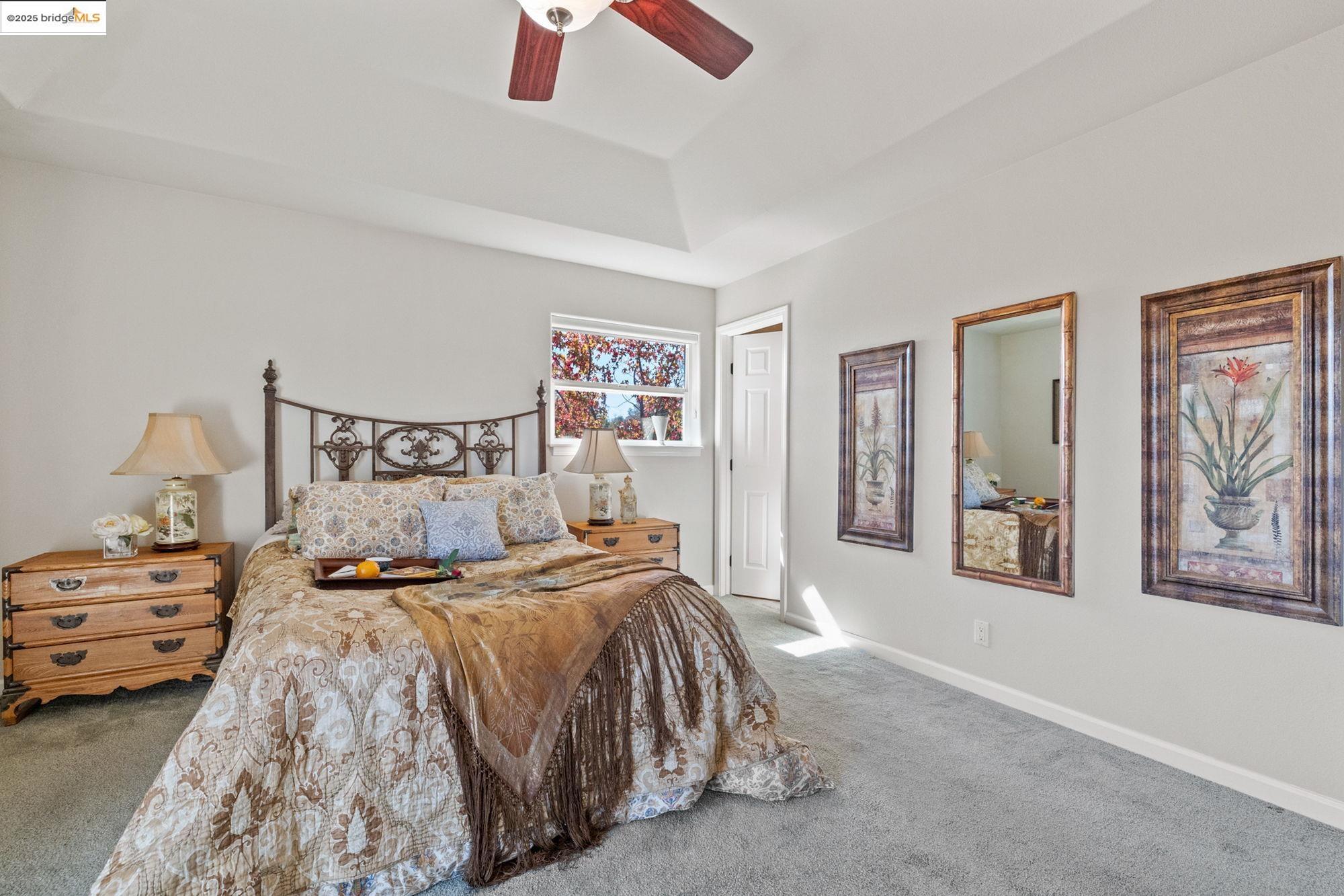 20565 Upper Hillview Dr