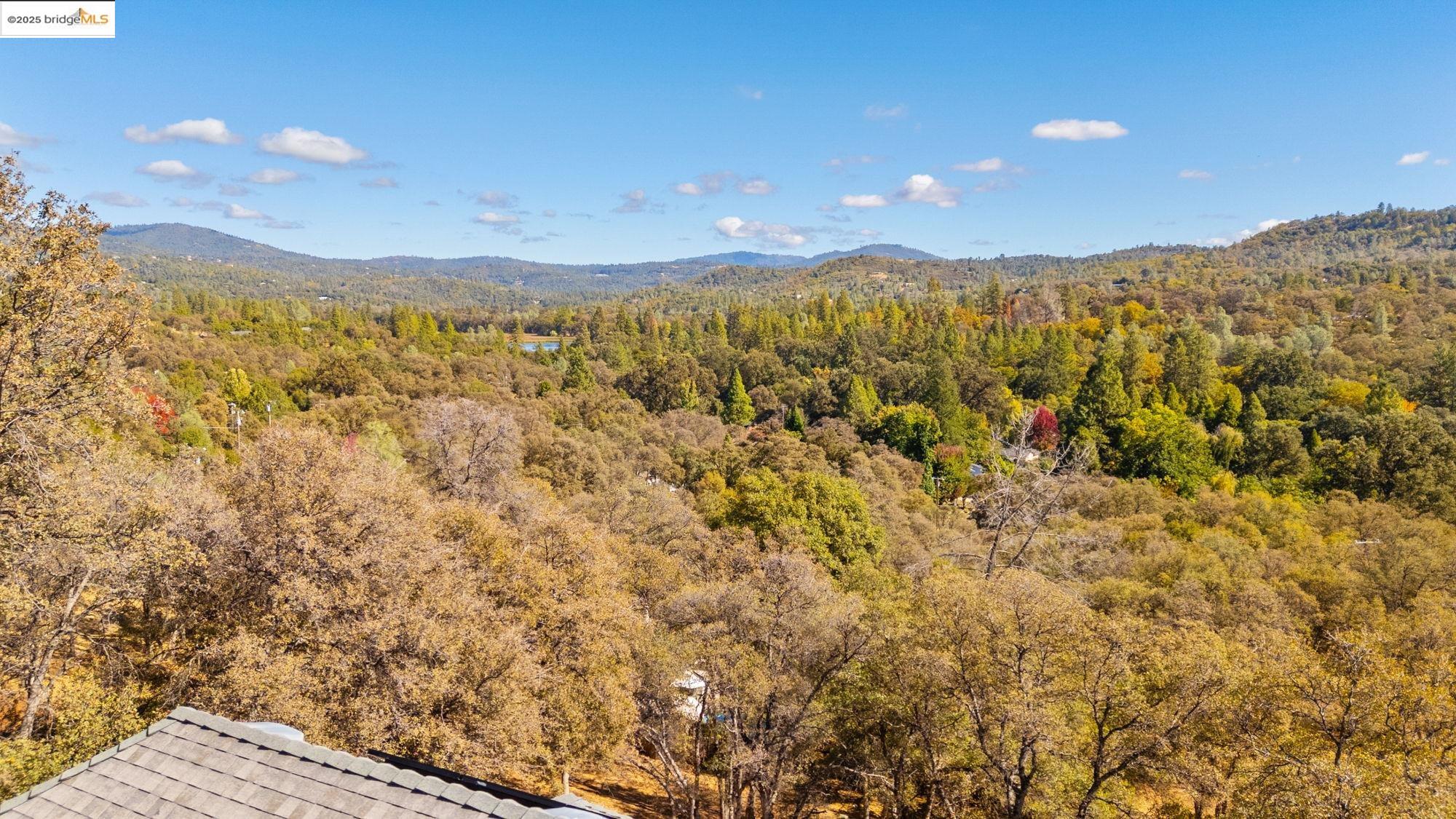 20565 Upper Hillview Dr