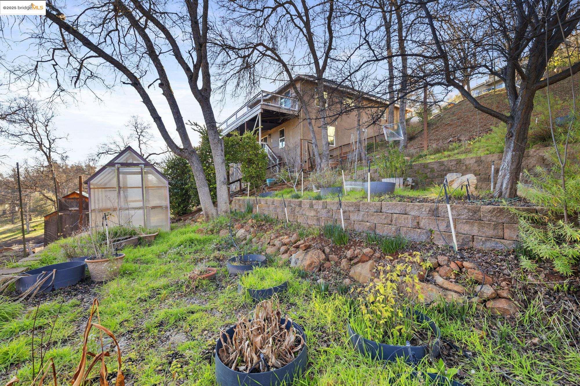 20565 Upper Hillview Dr