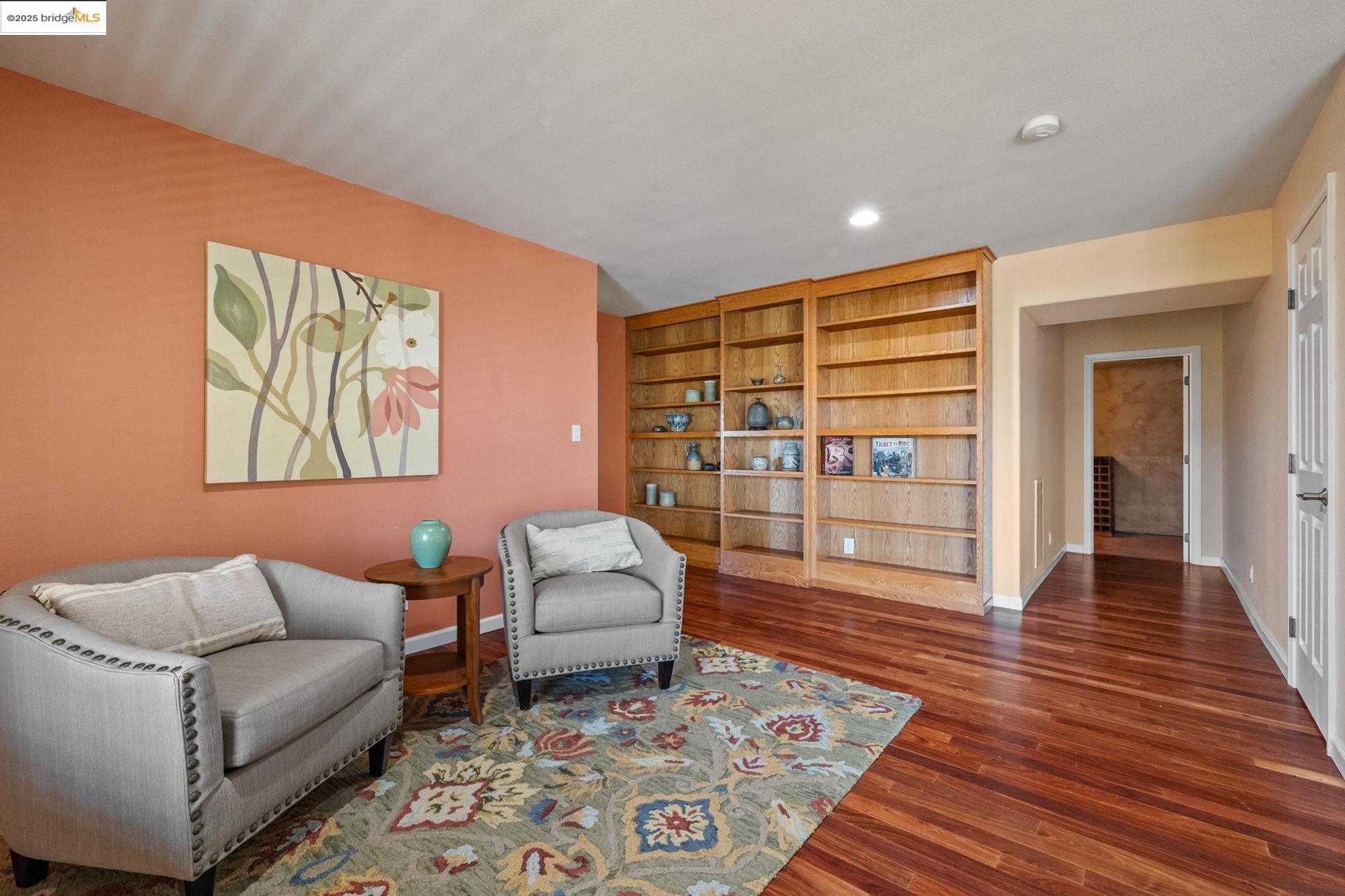 20565 Upper Hillview Dr