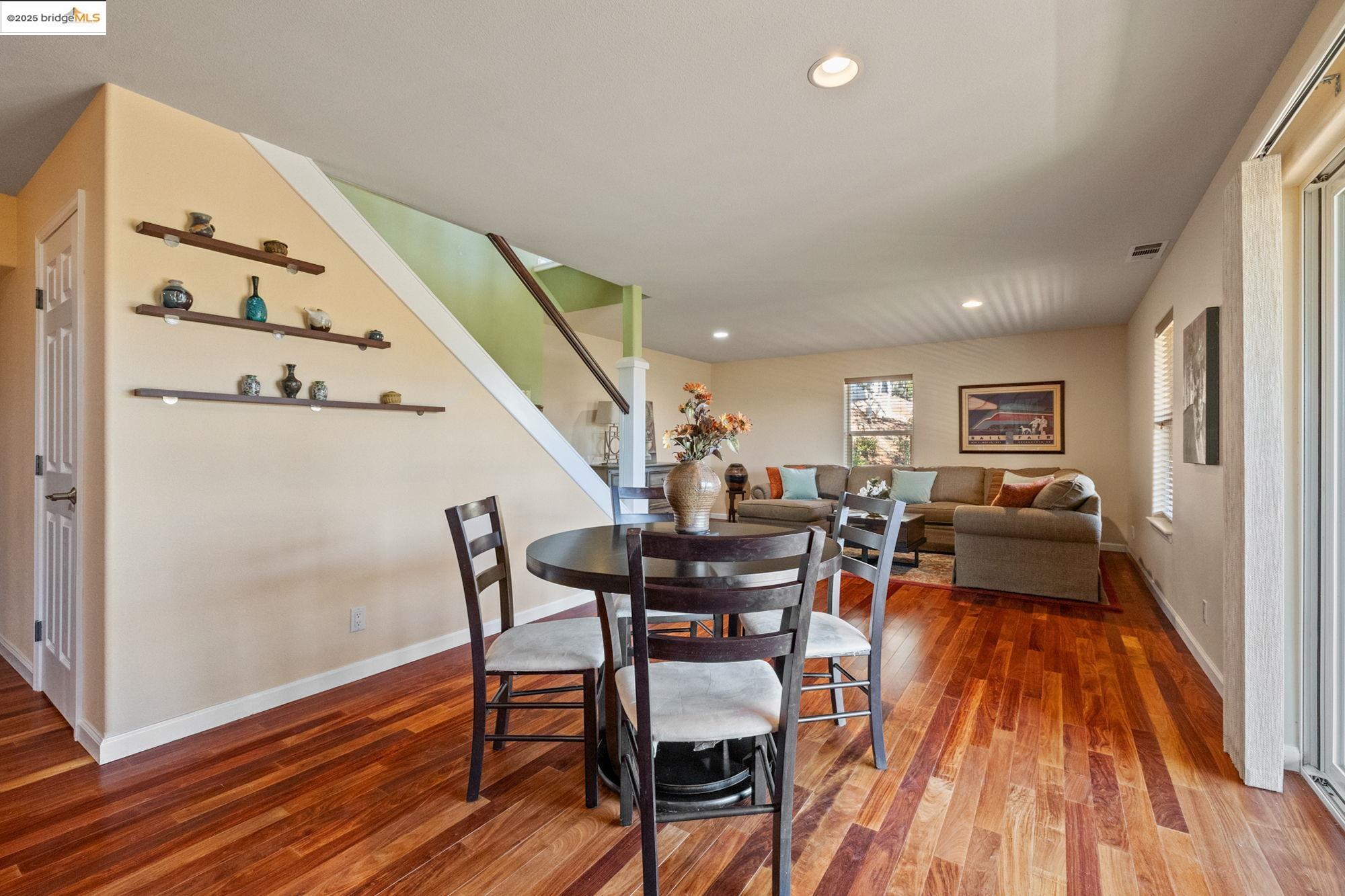 20565 Upper Hillview Dr