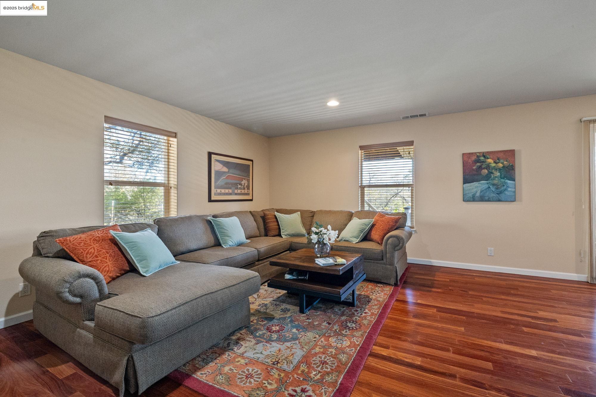 20565 Upper Hillview Dr