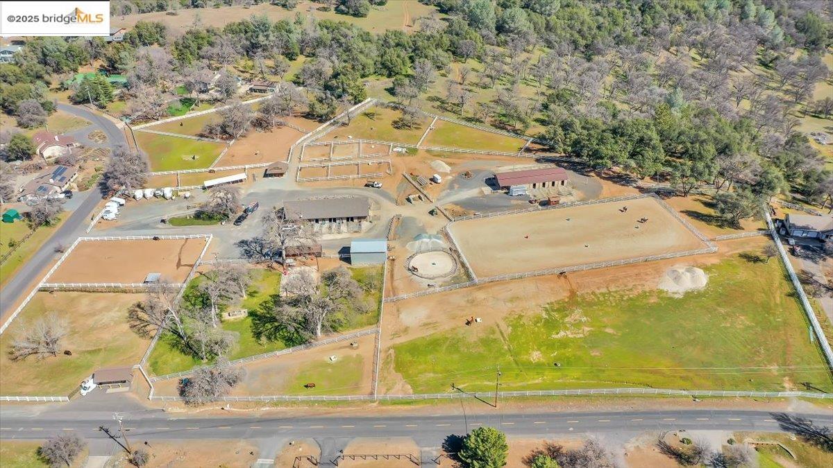 12881 Green Valley Cir