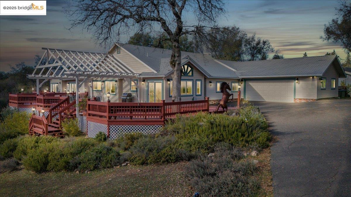 12881 Green Valley Cir