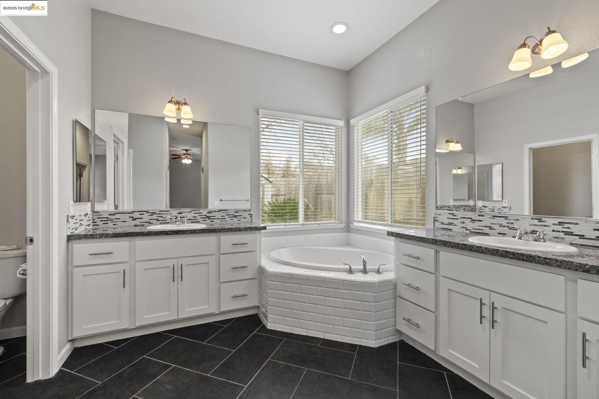 1513 Cloverfield Ct