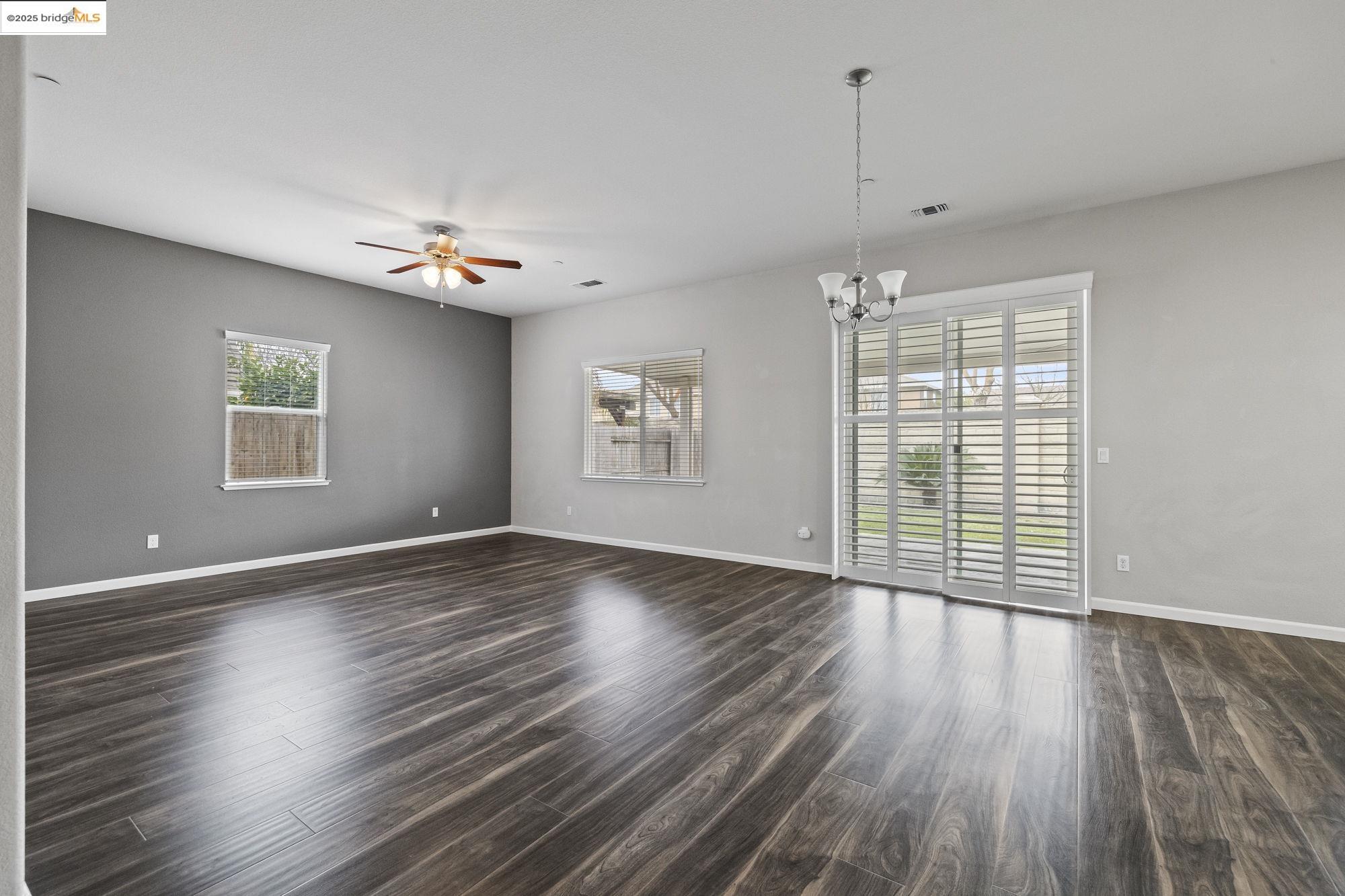 1513 Cloverfield Ct