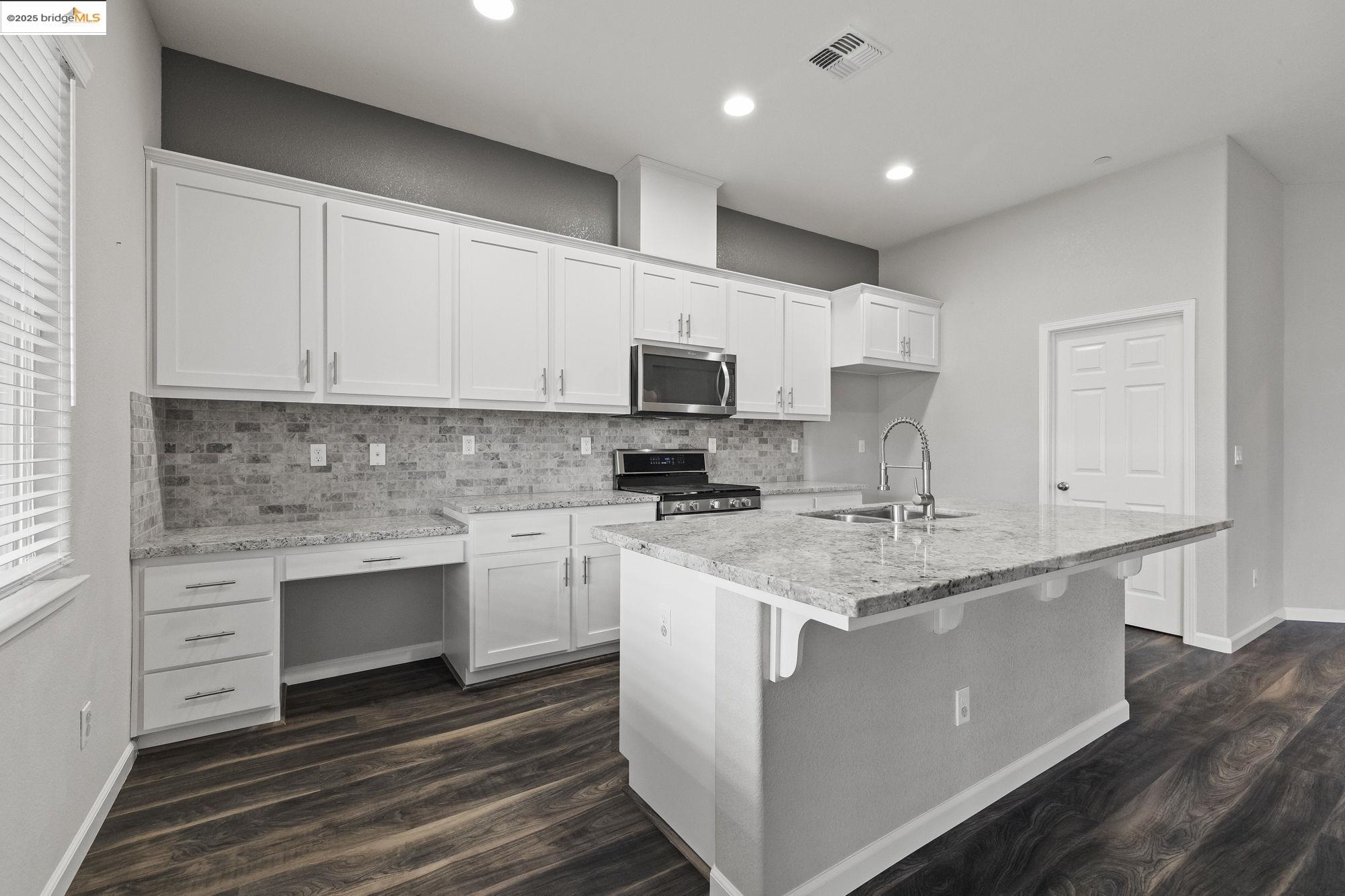1513 Cloverfield Ct