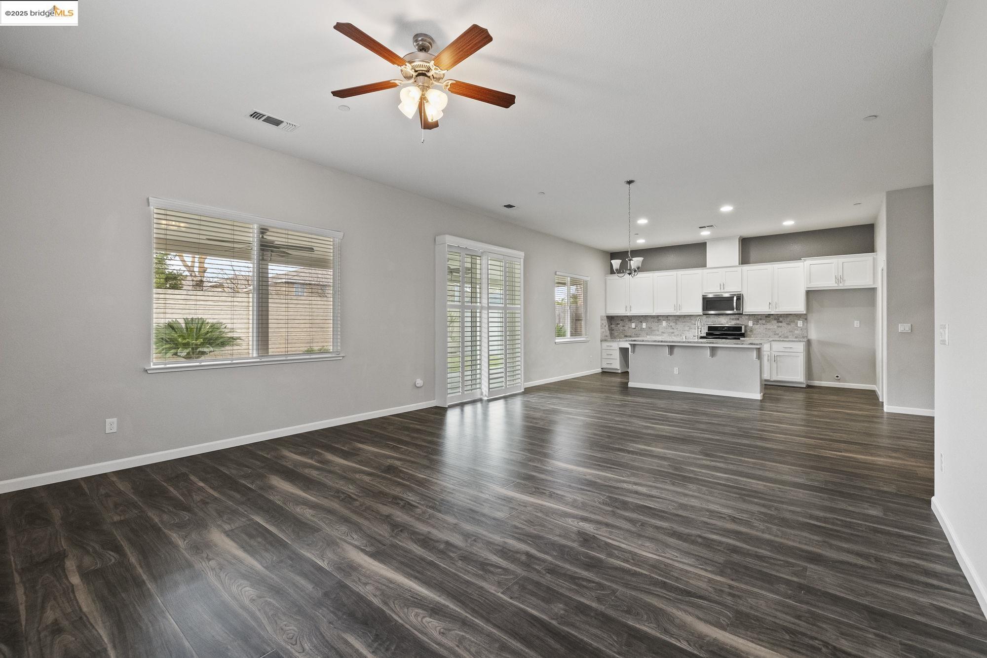 1513 Cloverfield Ct