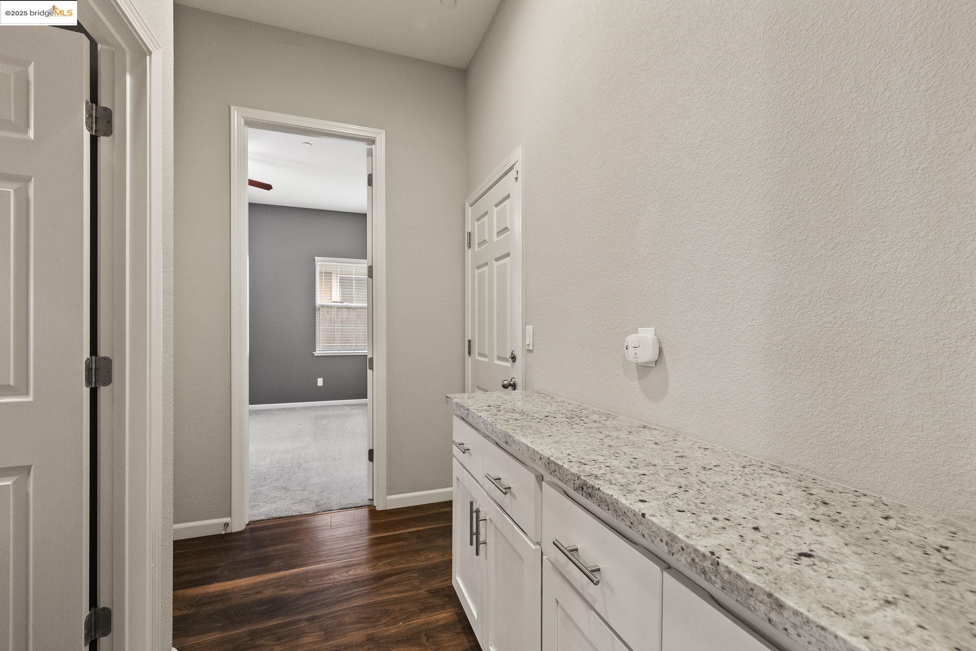 1513 Cloverfield Ct