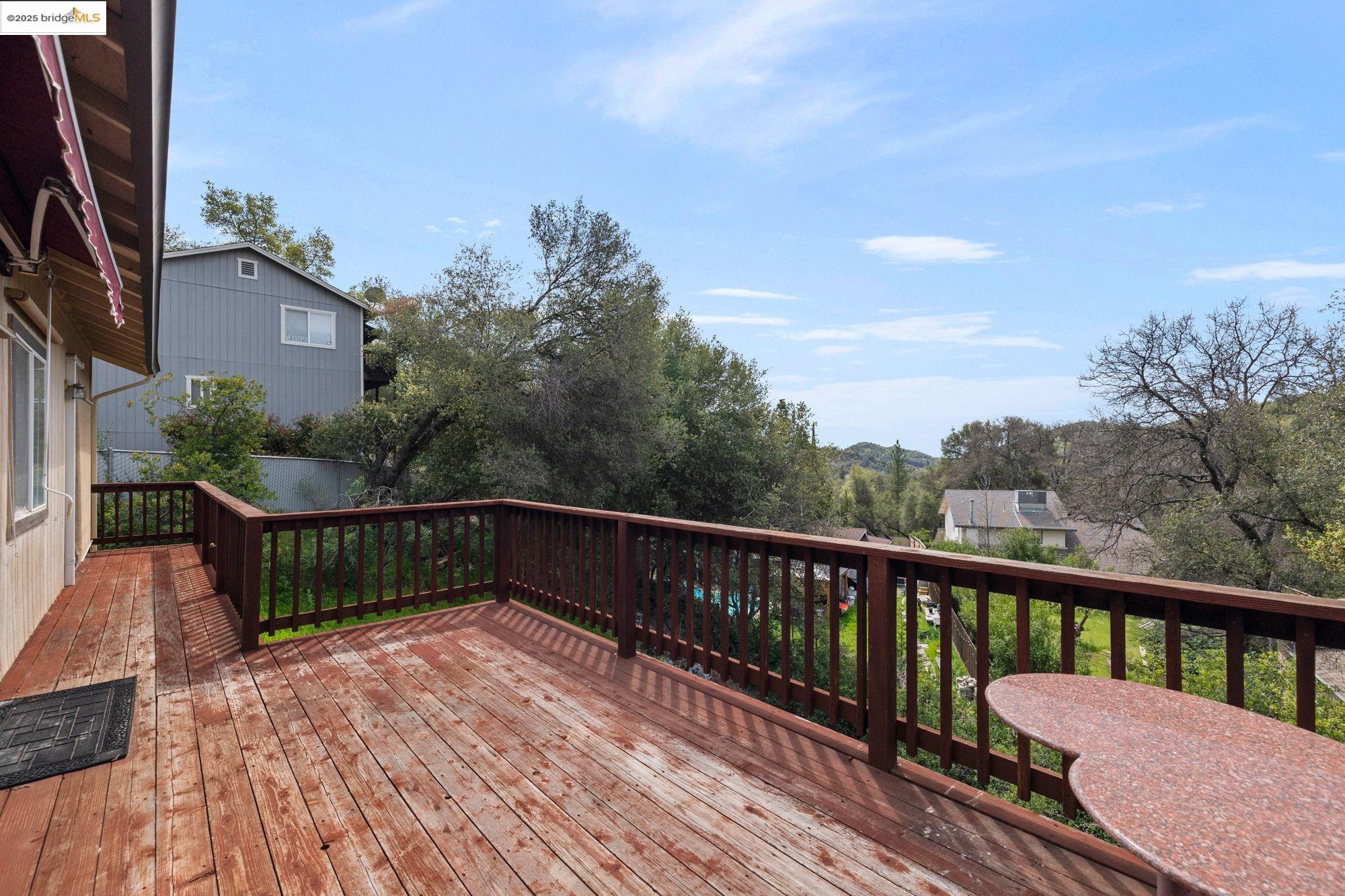 253 Arbona Cir S