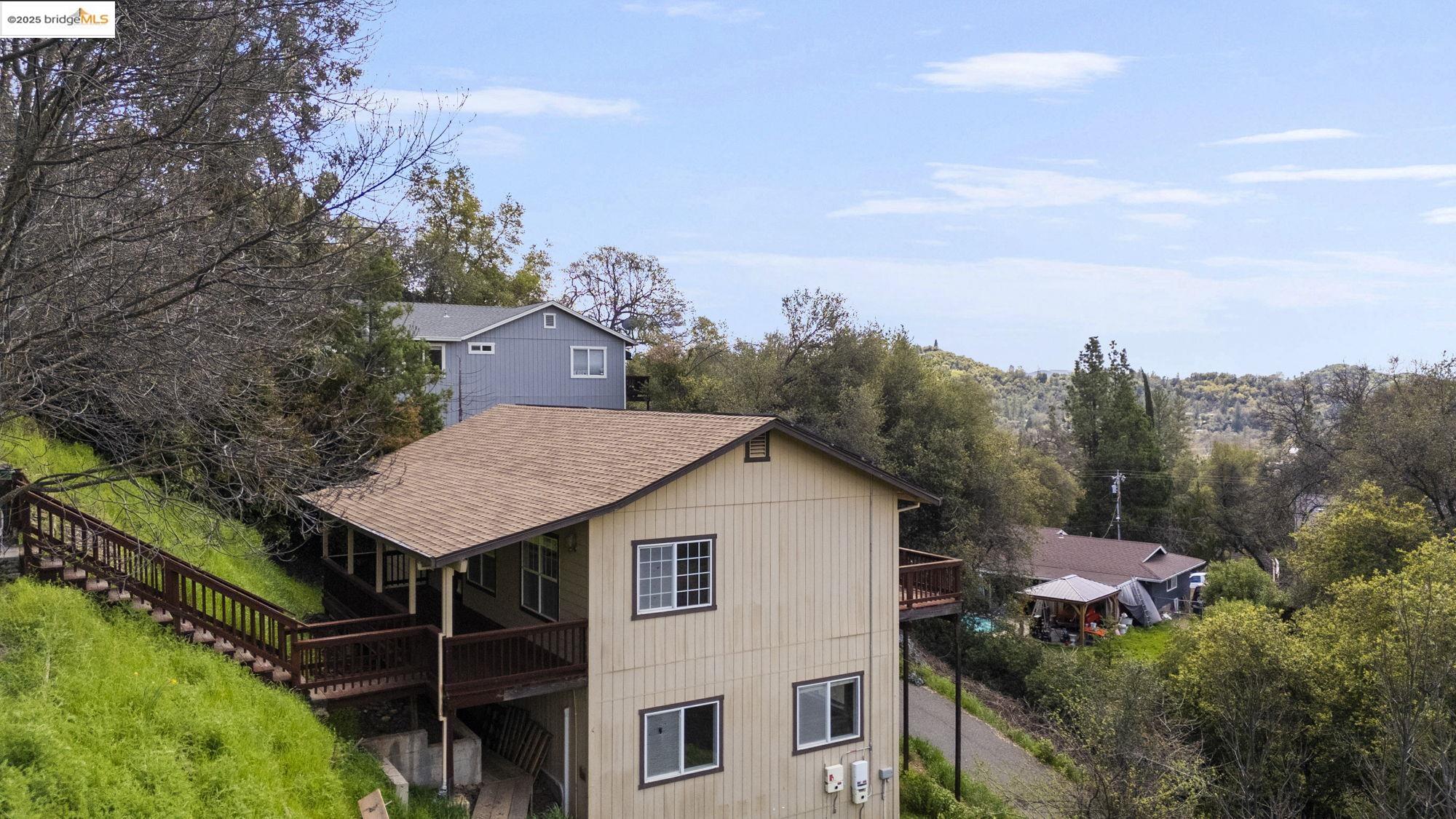 253 Arbona Cir S