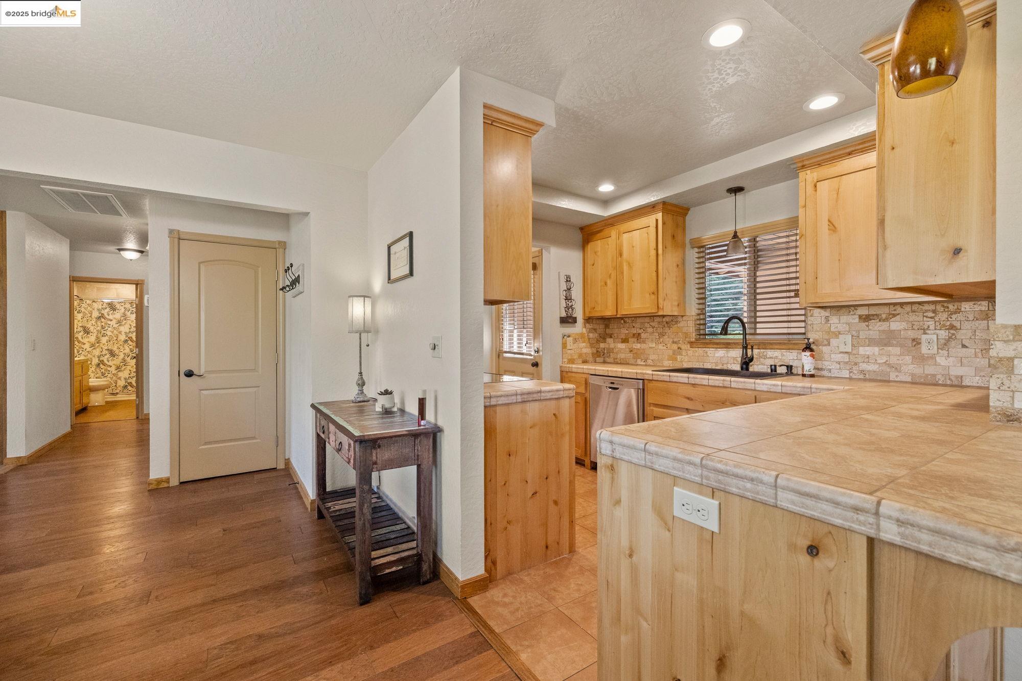 20913 Phoenix Lake Rd