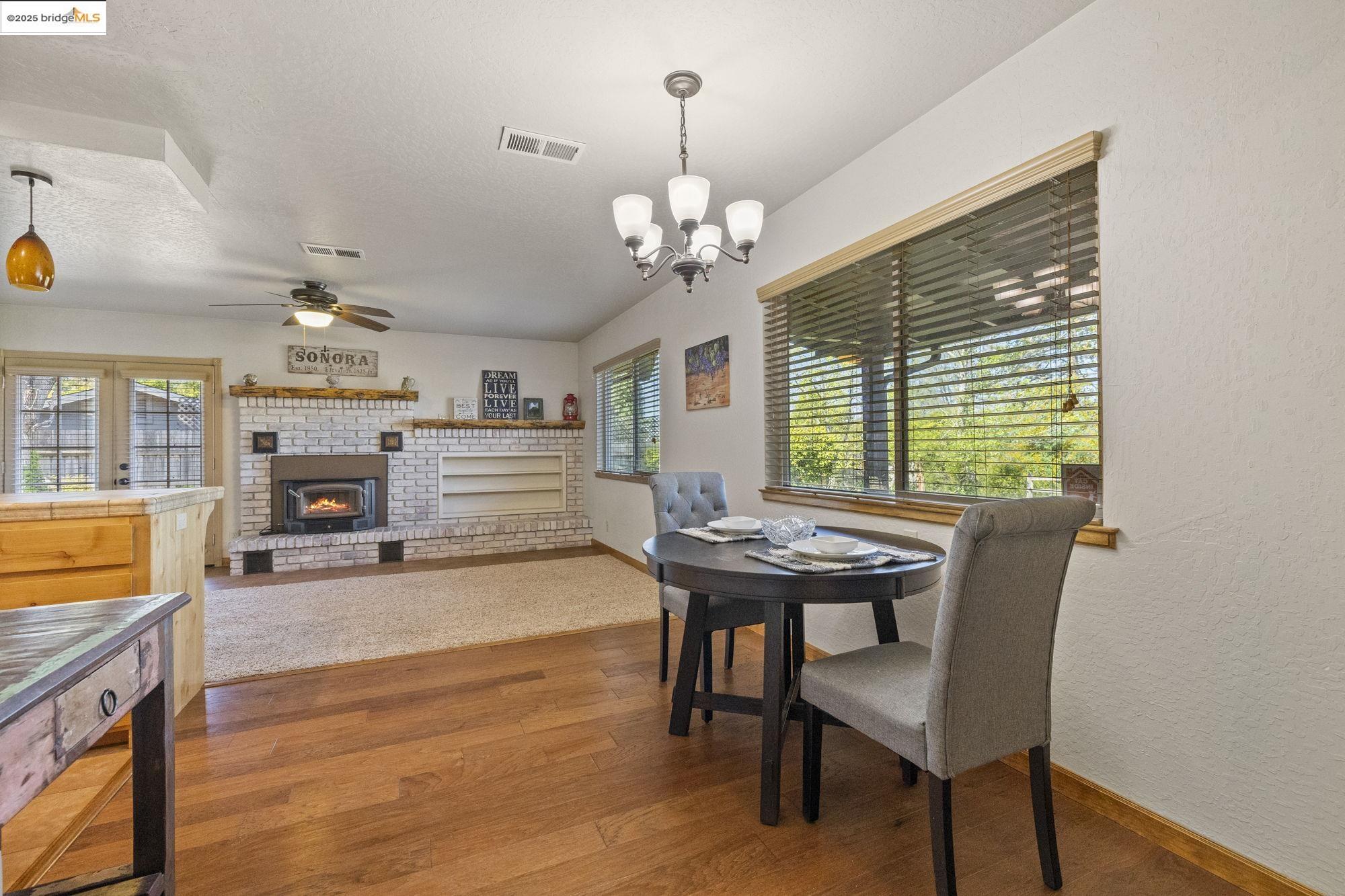 20913 Phoenix Lake Rd