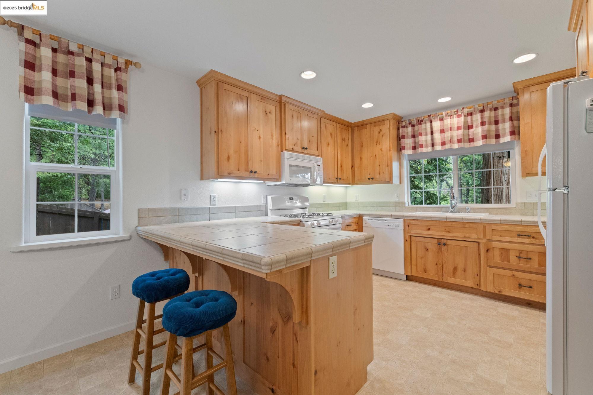 24092 Broken Bit Rd.