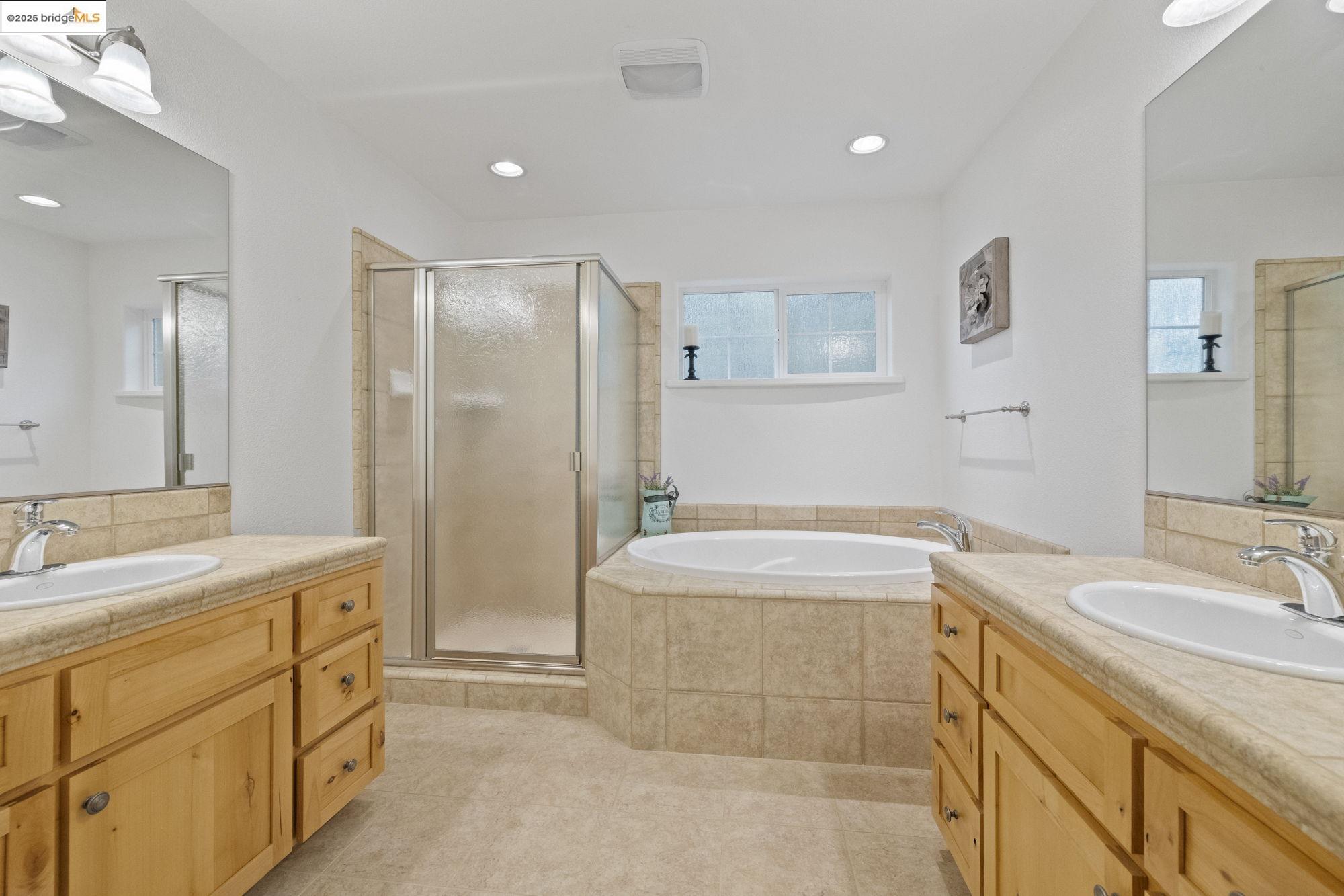 24092 Broken Bit Rd.