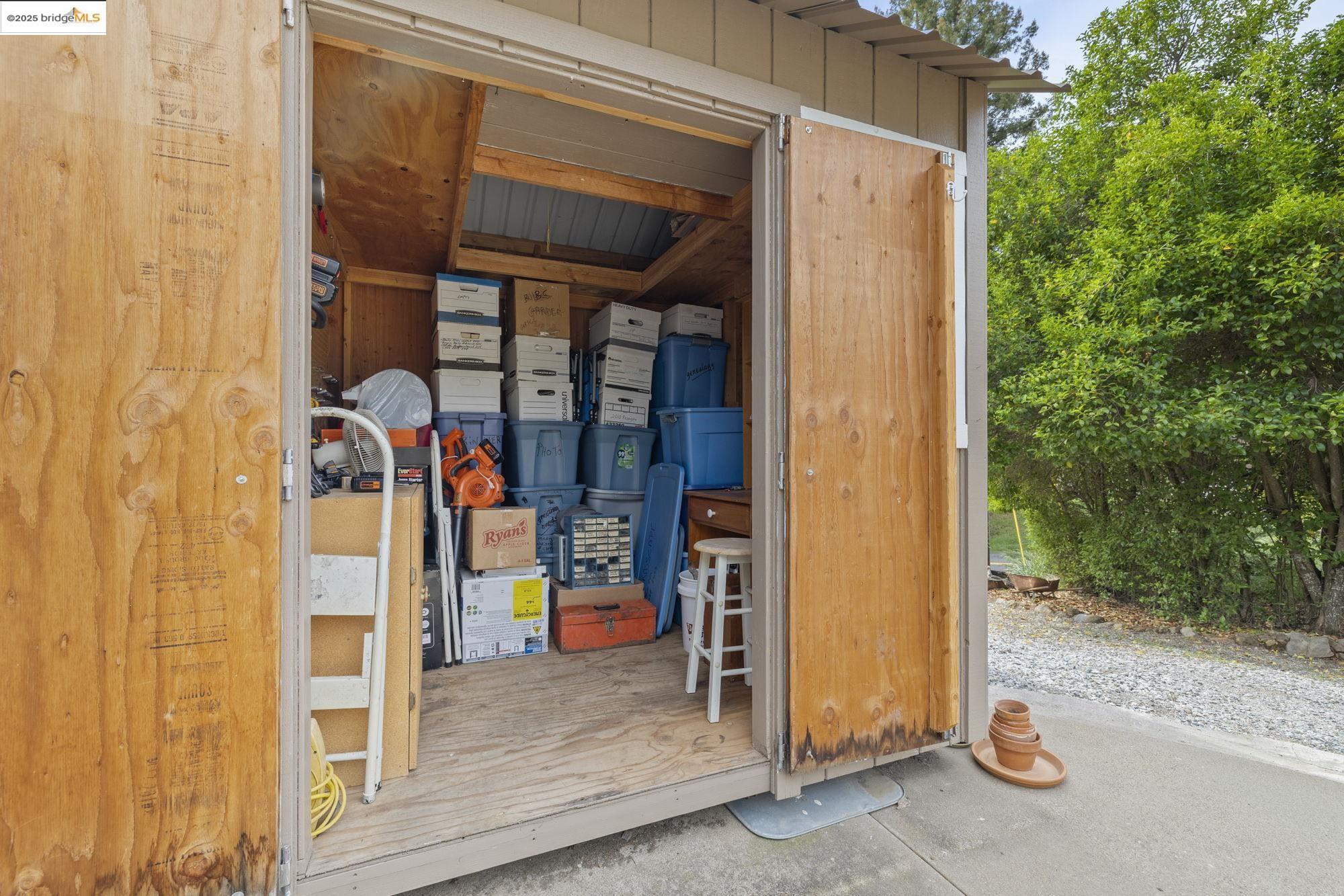 20325 Eureka Dr