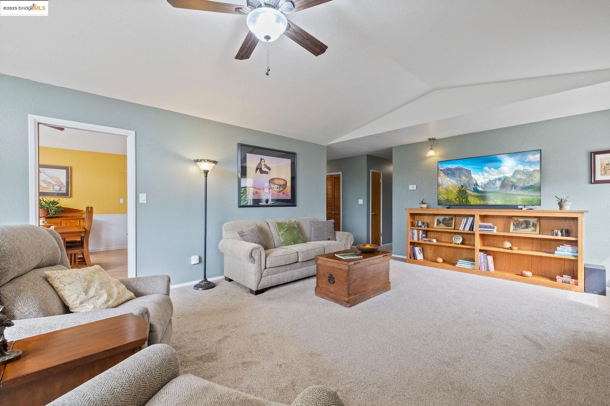 20325 Eureka Dr