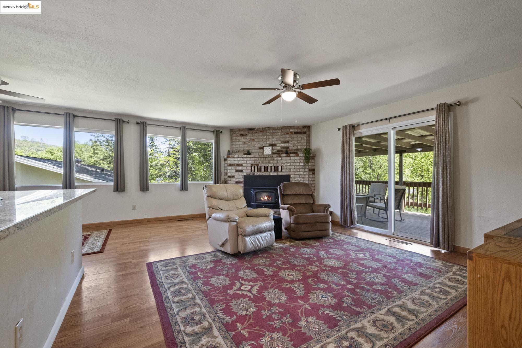 15453 Camino Del Parque