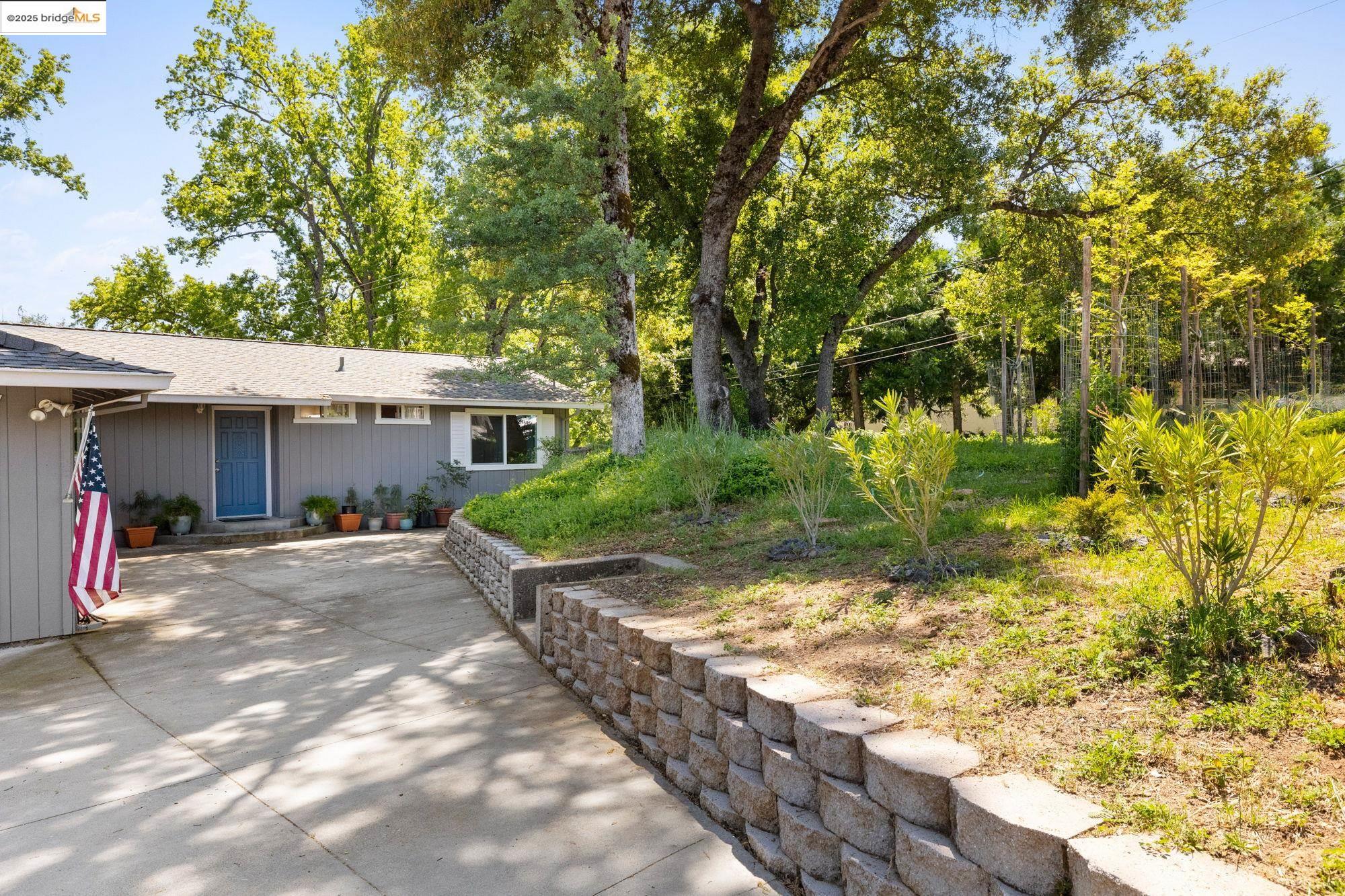 15453 Camino Del Parque