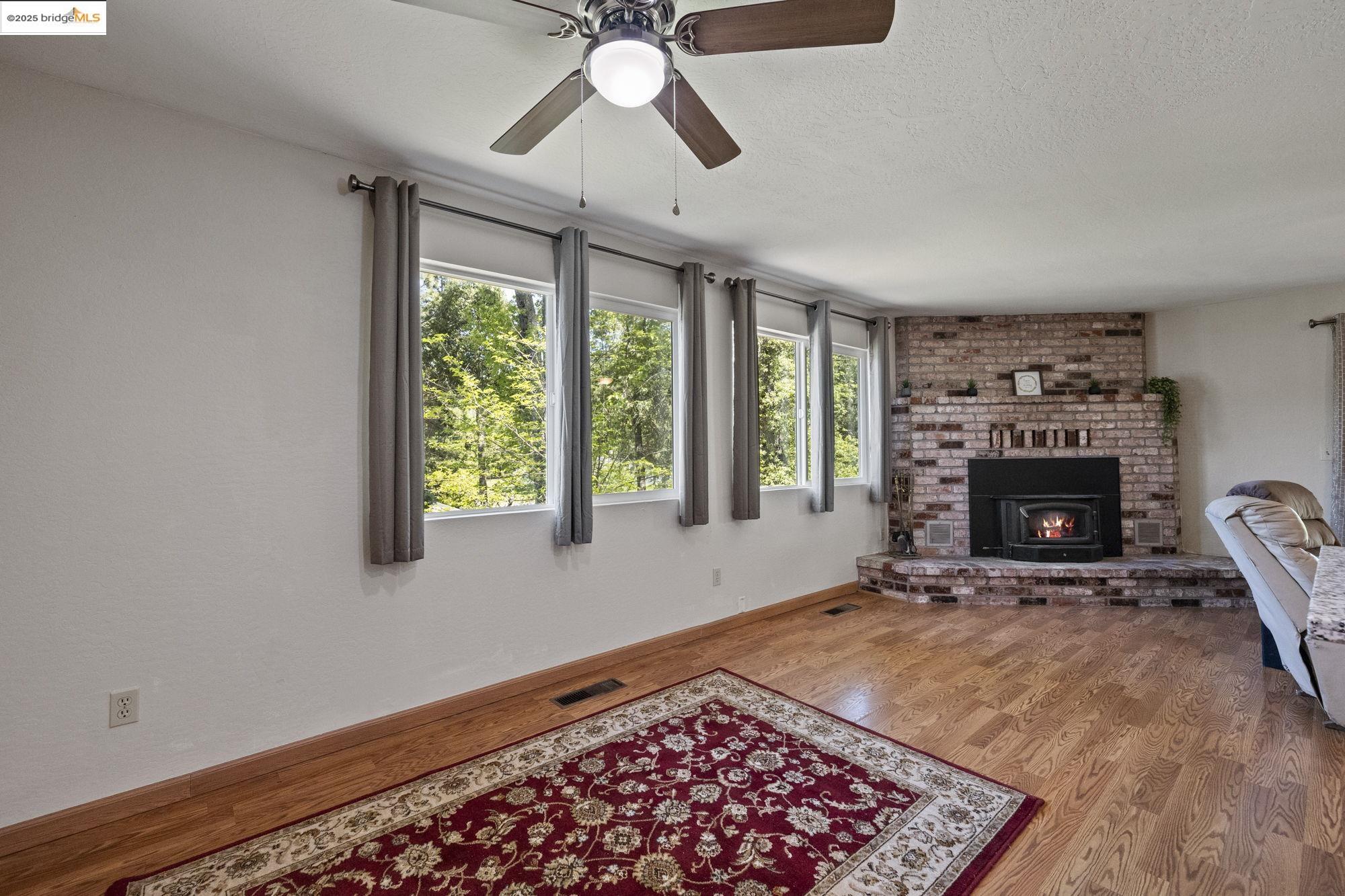 15453 Camino Del Parque