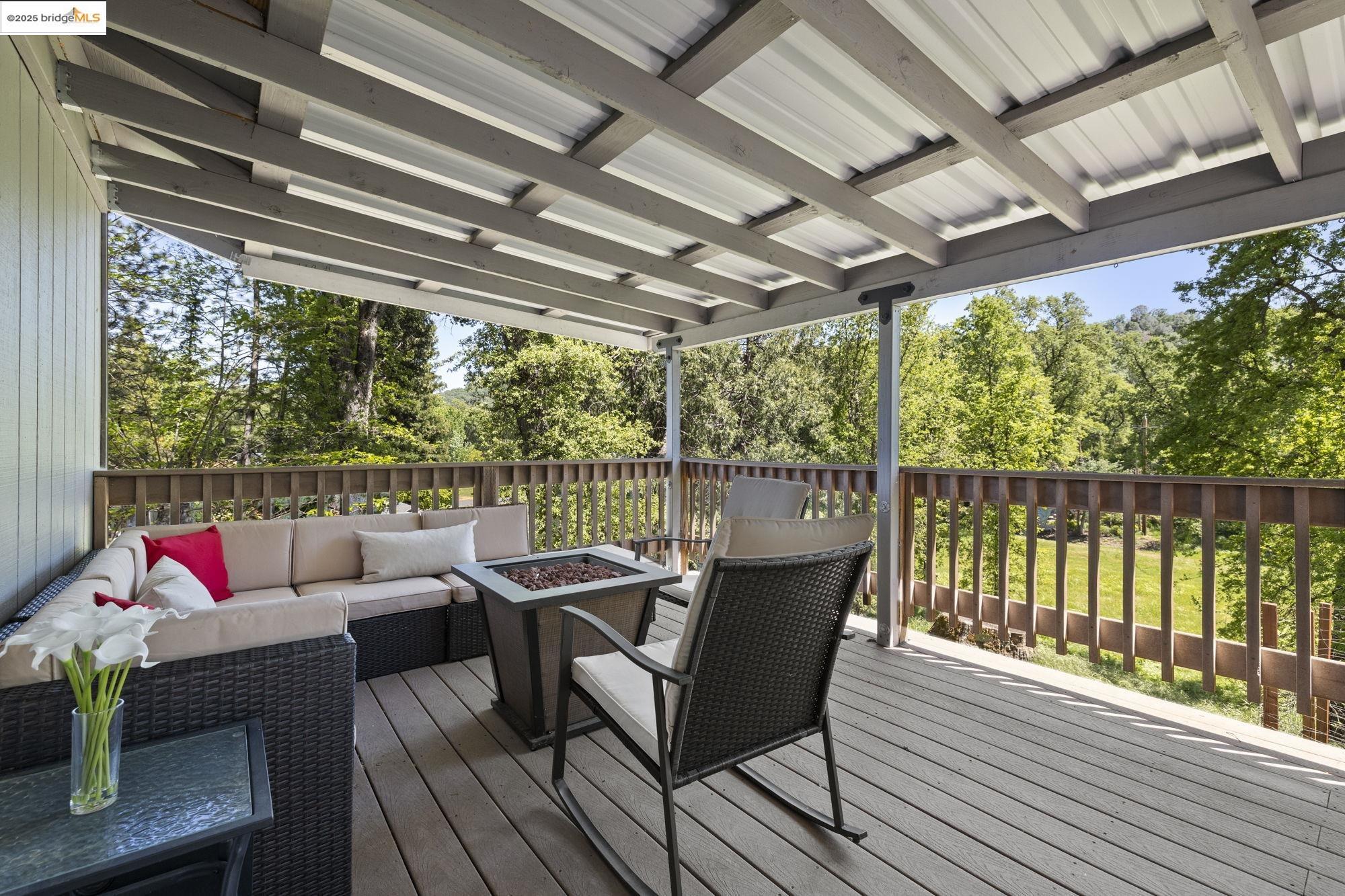 15453 Camino Del Parque