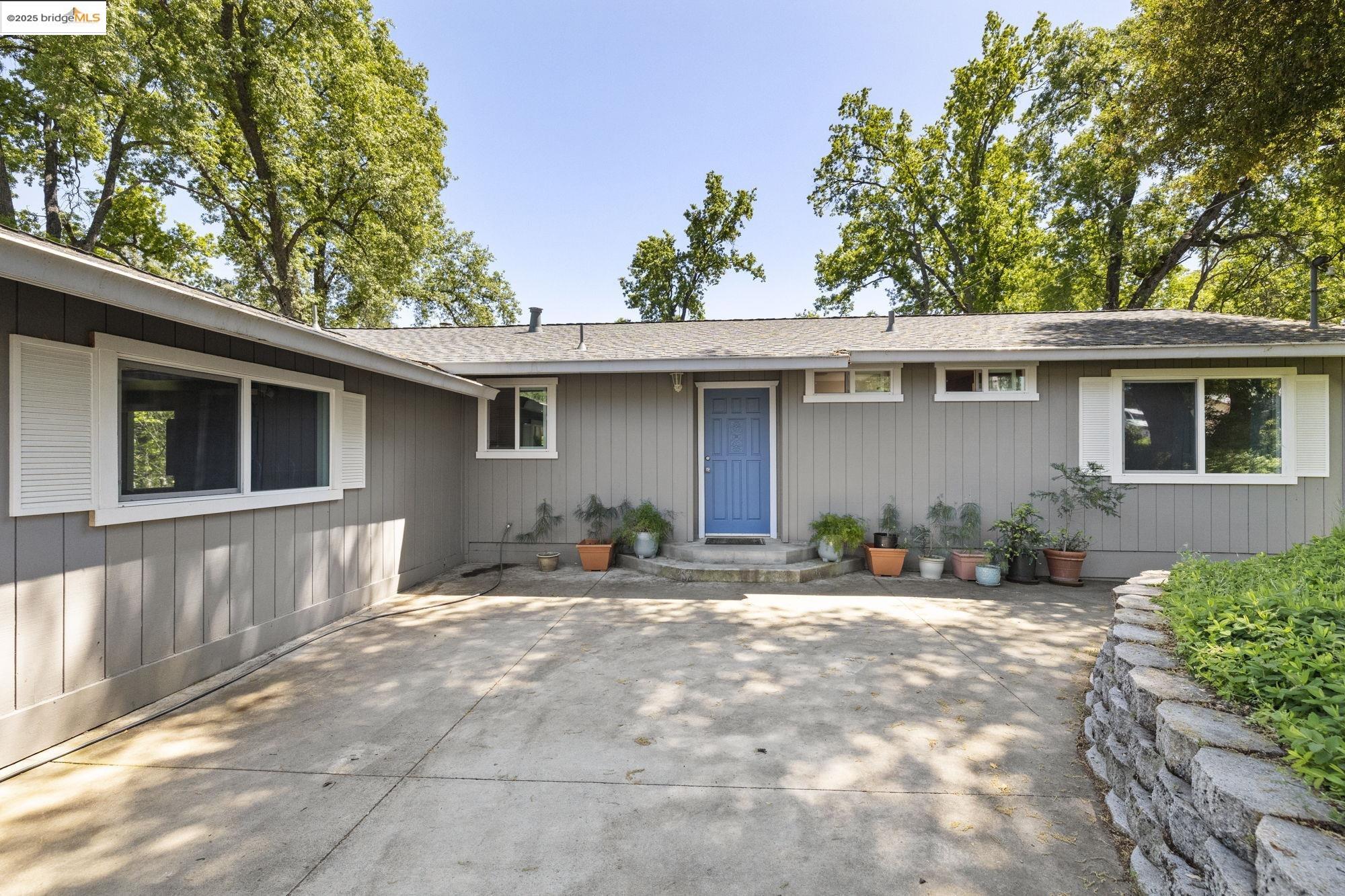 15453 Camino Del Parque