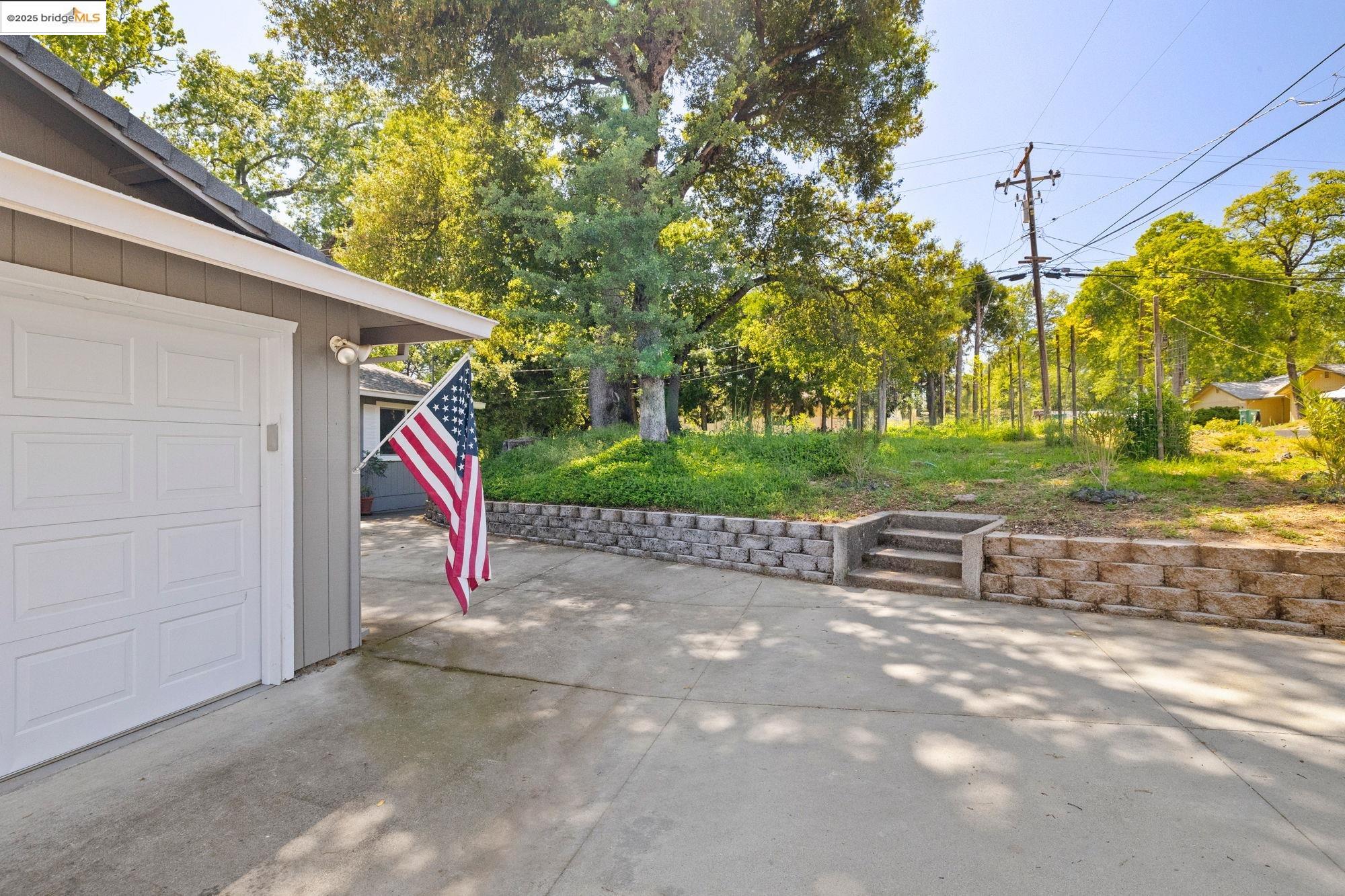 15453 Camino Del Parque