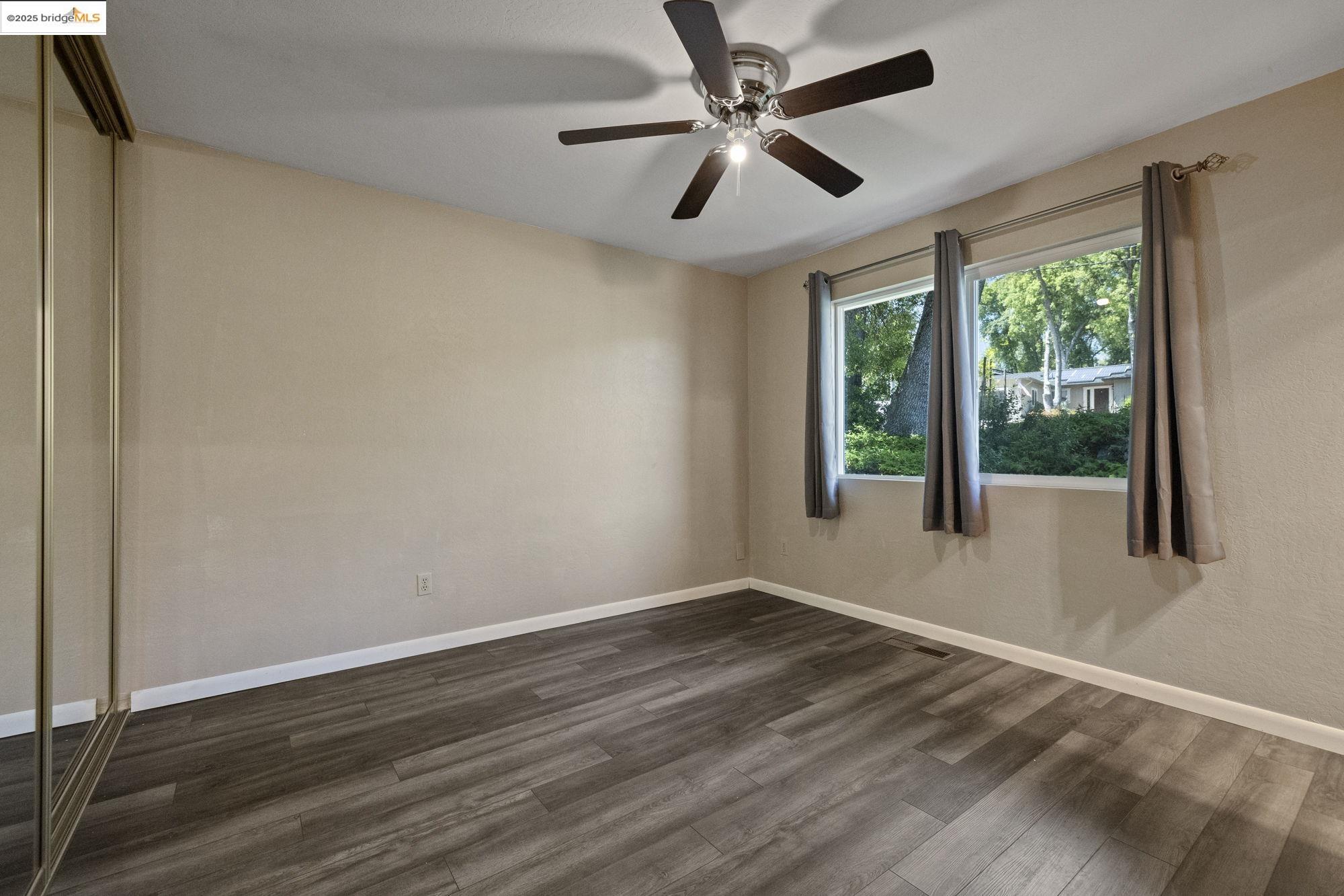 15453 Camino Del Parque