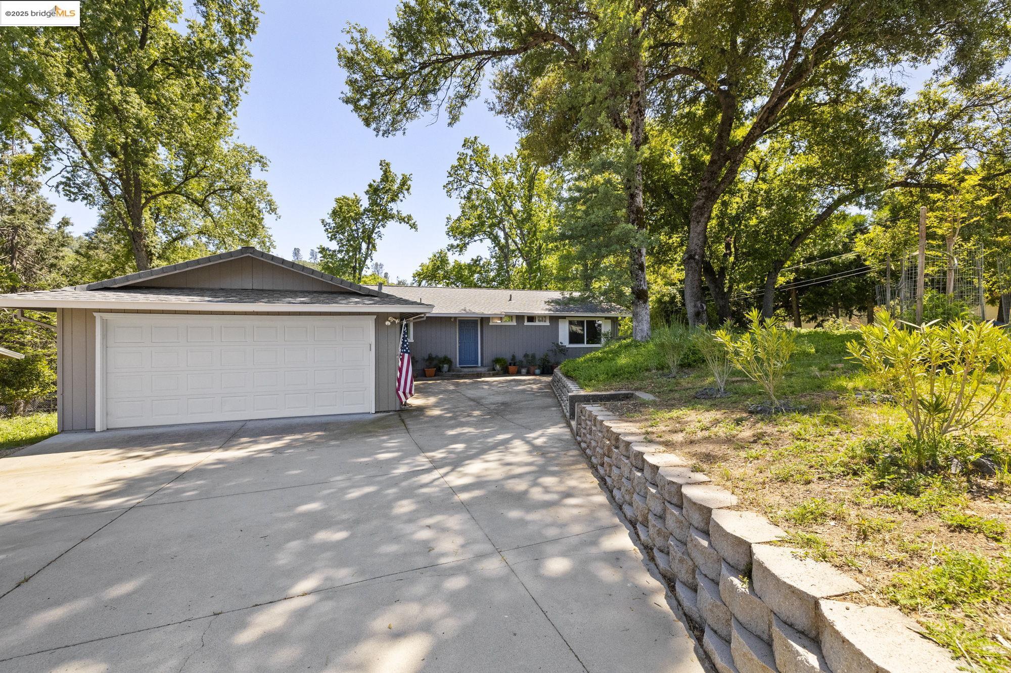 15453 Camino Del Parque