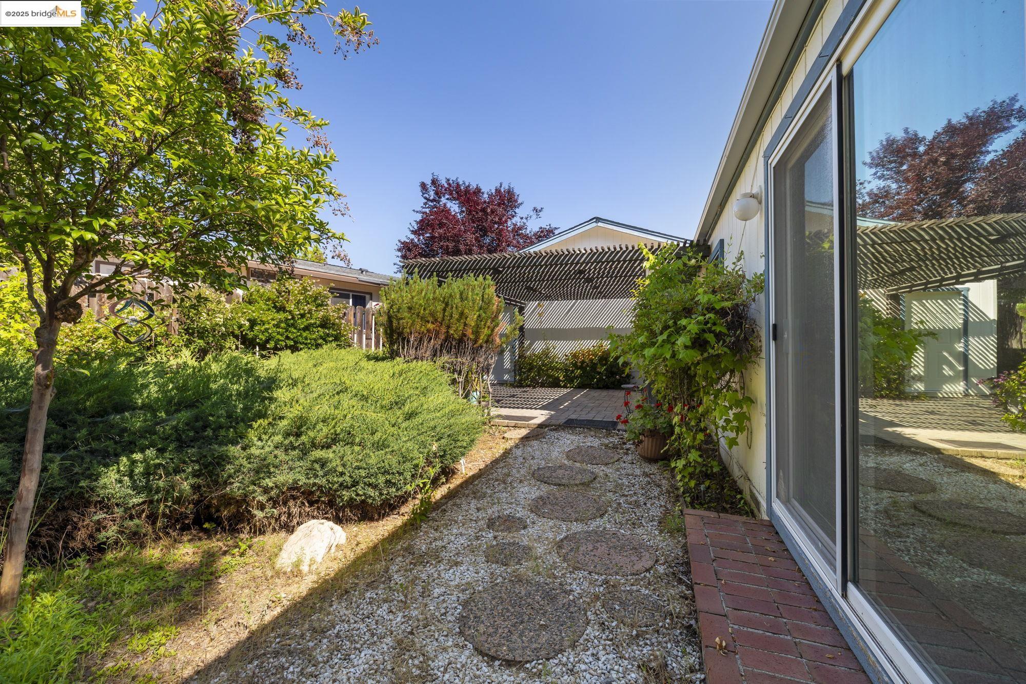 12660 Red Chestnut Ln Spc 24 # 24