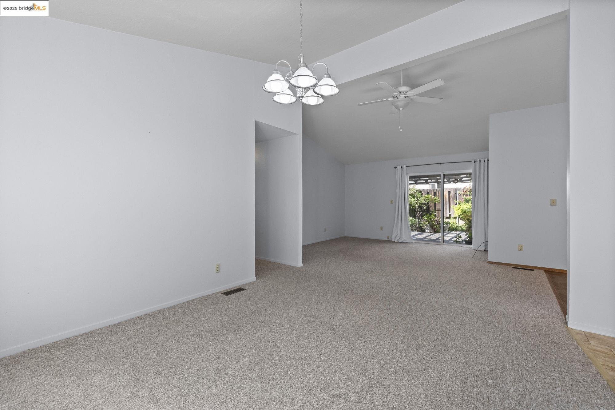 12660 Red Chestnut Ln Spc 24 # 24