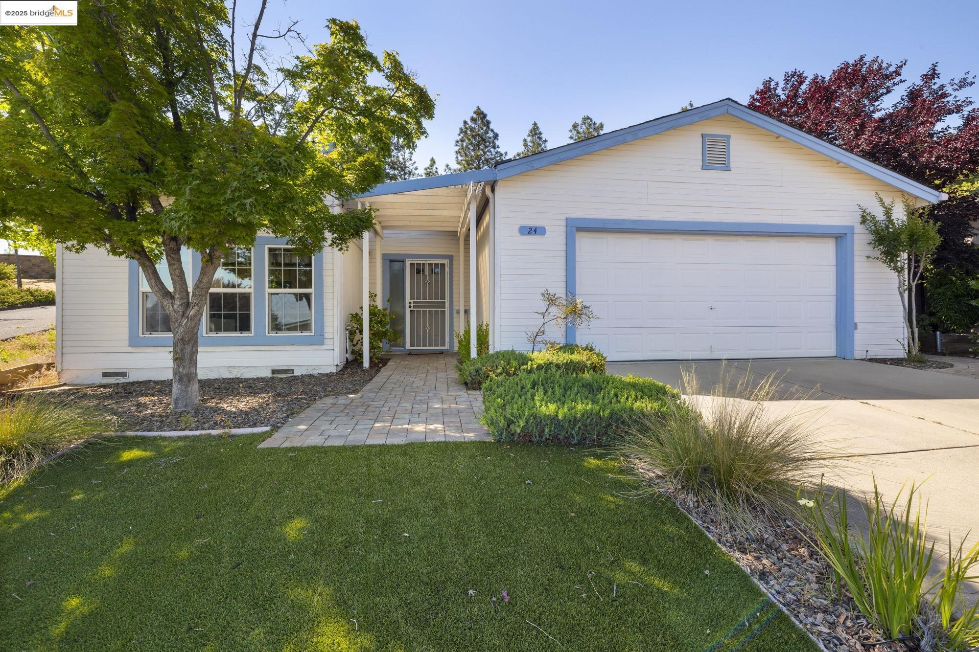 12660 Red Chestnut Ln Spc 24 # 24