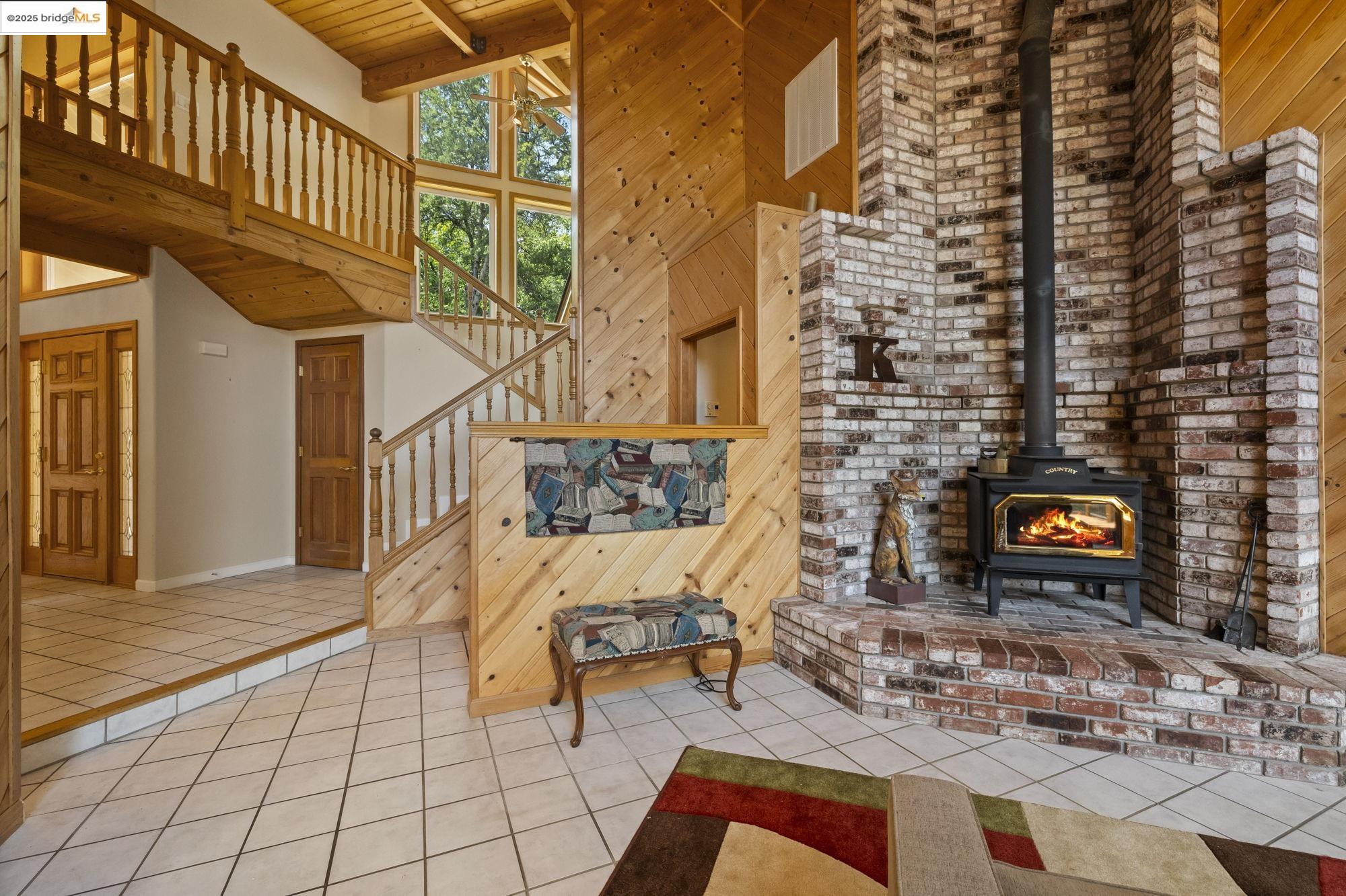 21823 Lyons Bald Mountain Rd