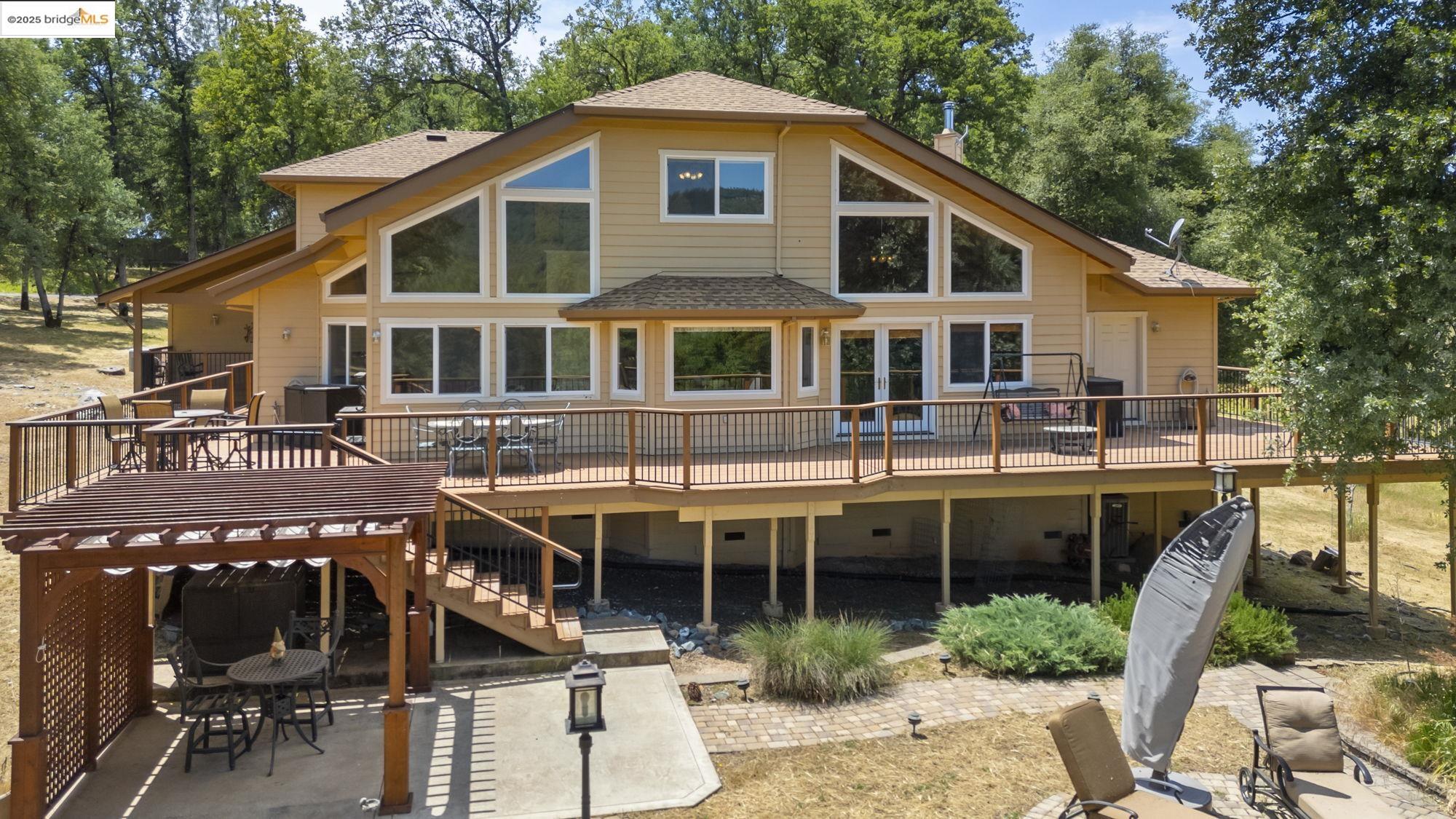 21823 Lyons Bald Mountain Rd