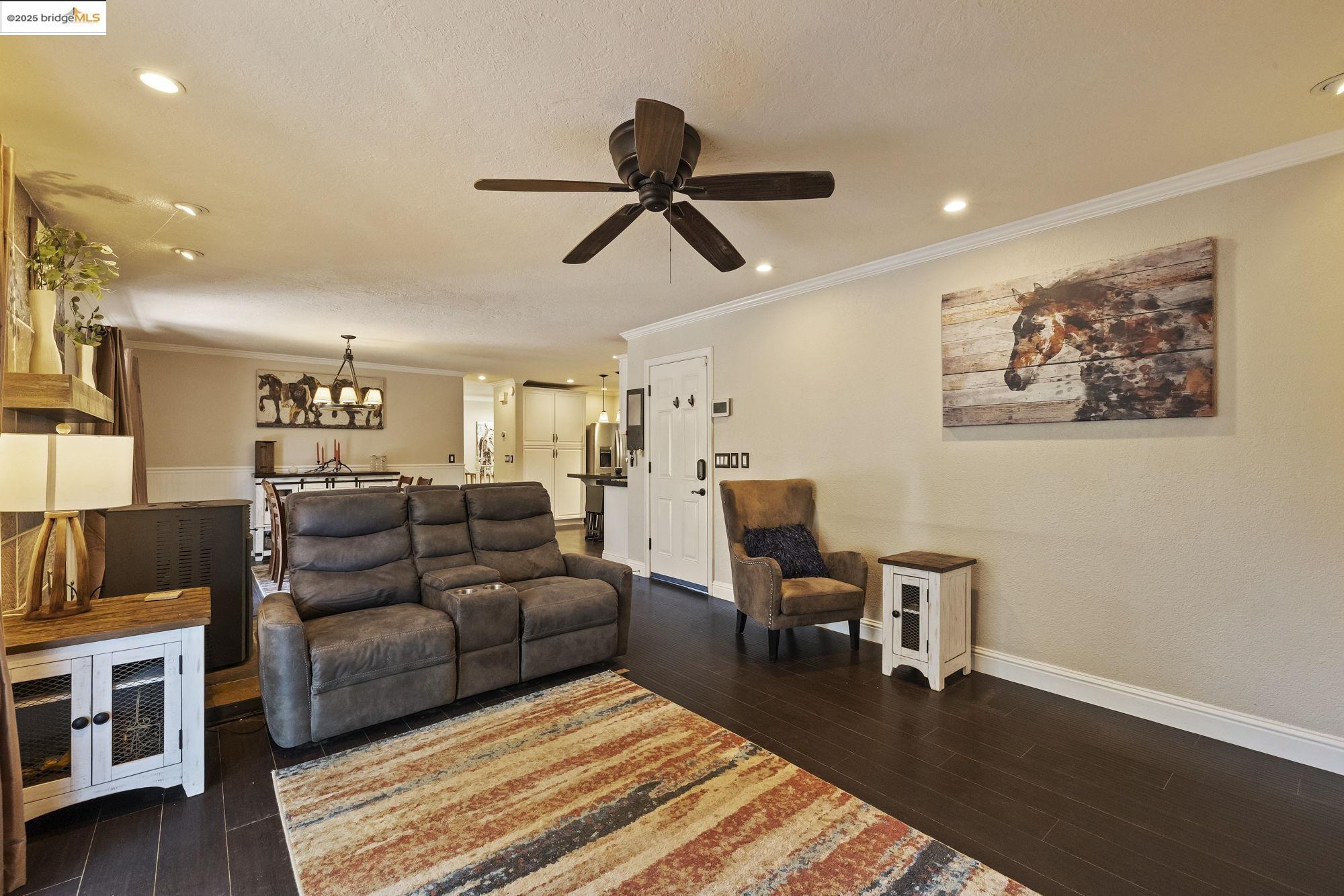 14147 Alder Ln