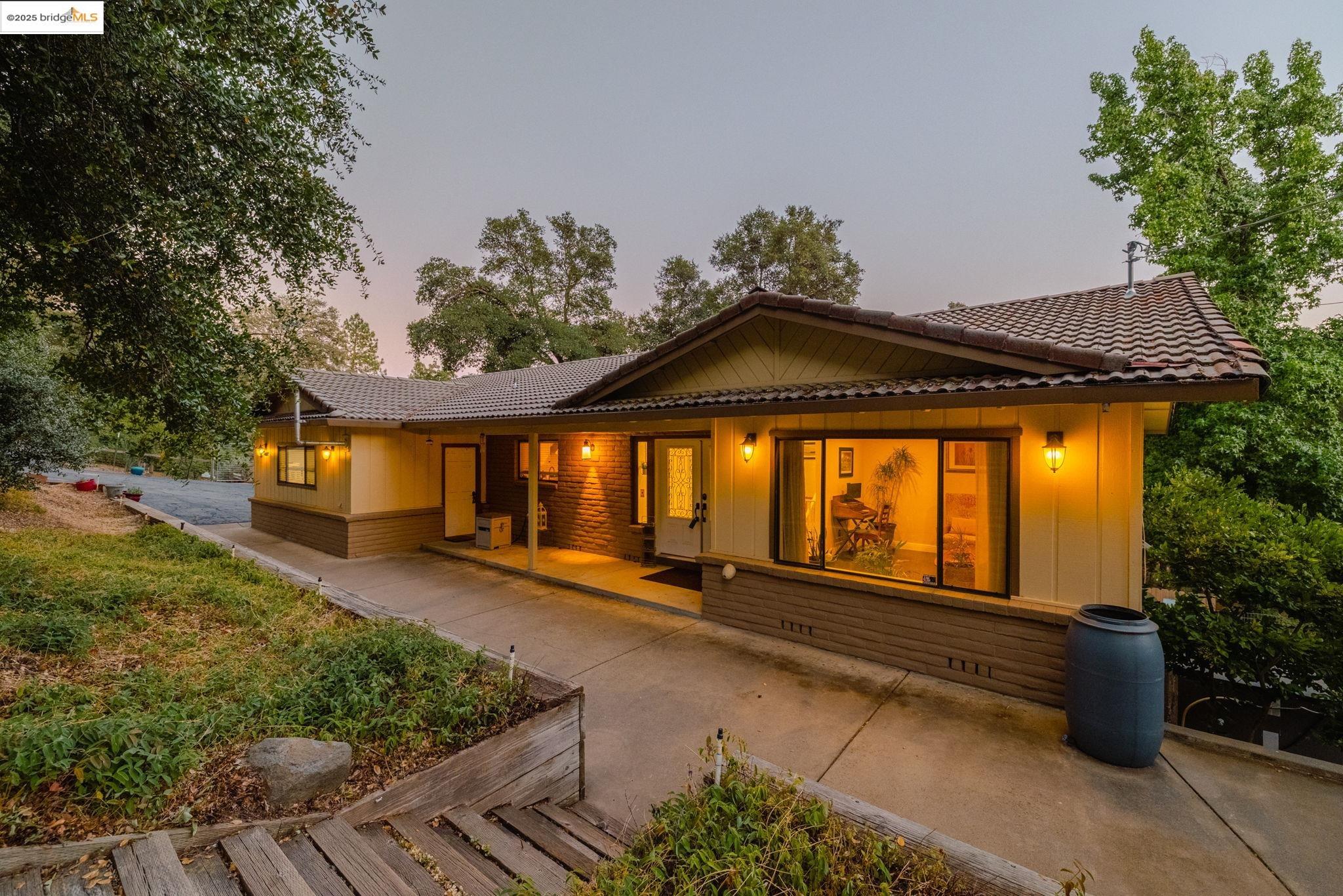 14147 Alder Ln